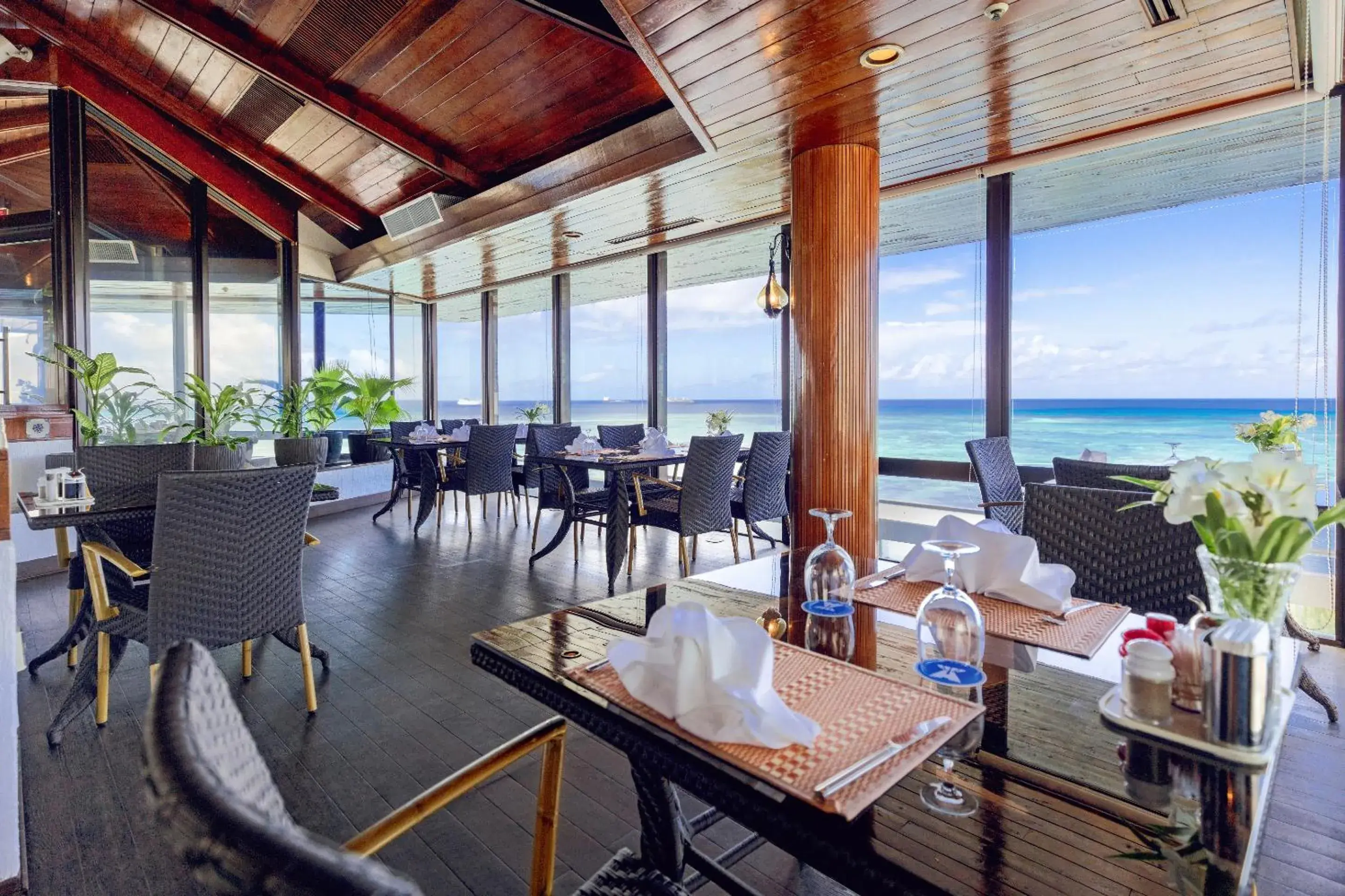 Restaurant/Places to Eat in Grandvrio Resort Saipan