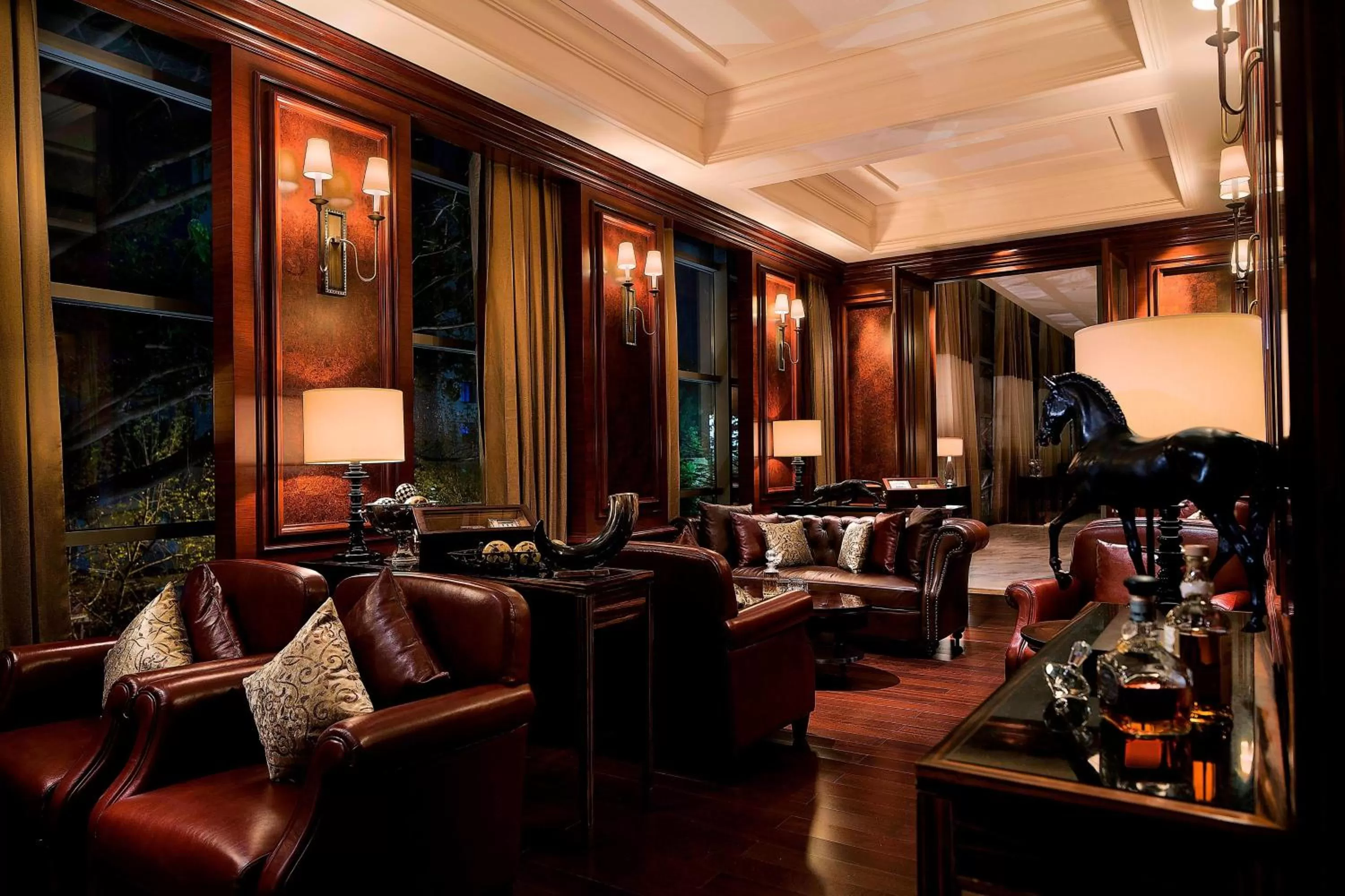 Lounge or bar in JW Marriott Pune