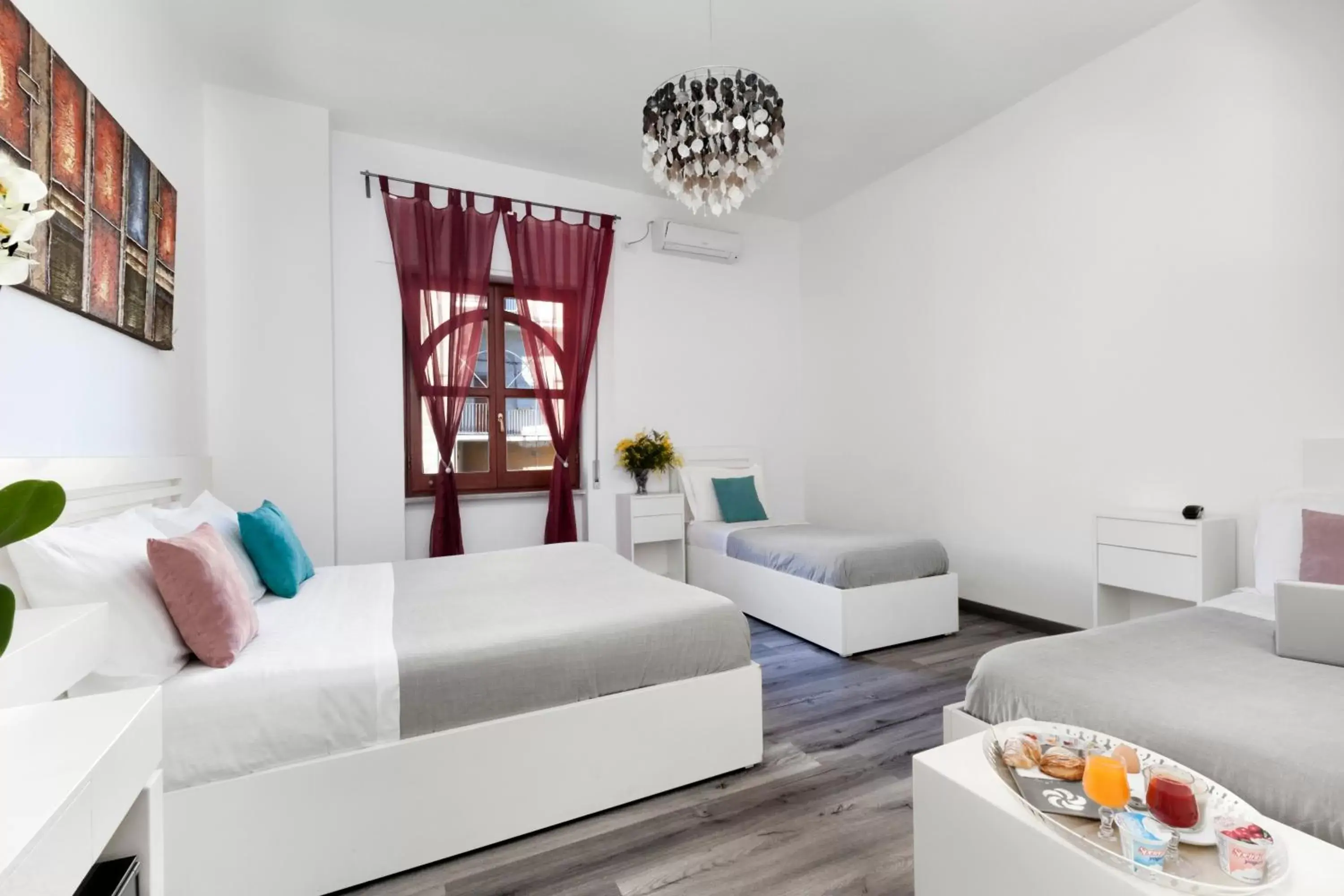 Photo of the whole room in Hotel Herculaneum Photo of the whole room in Hotel Herculaneum