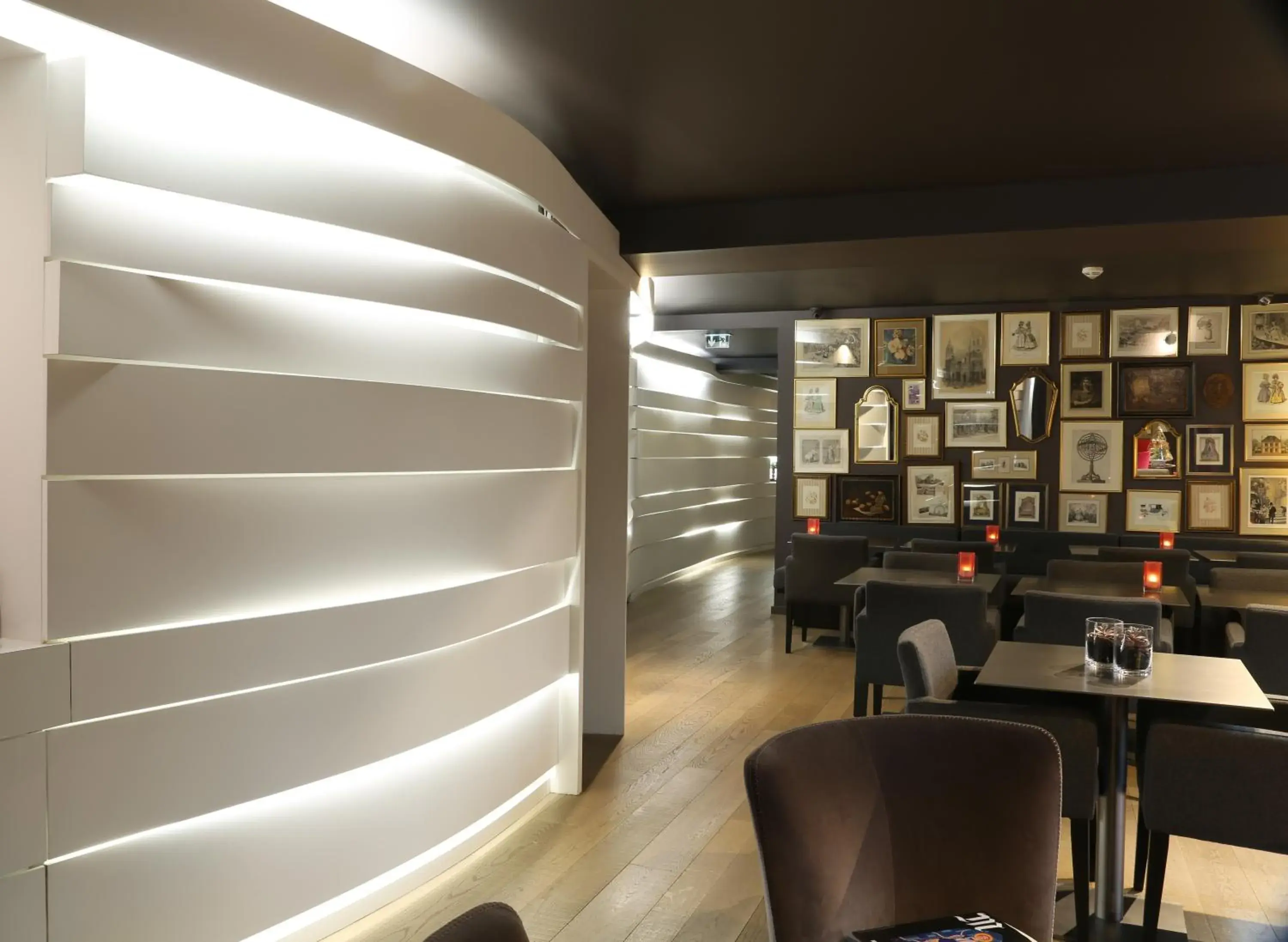 Restaurant/places to eat in Hôtel Molière Restaurant/places to eat in Hôtel Molière