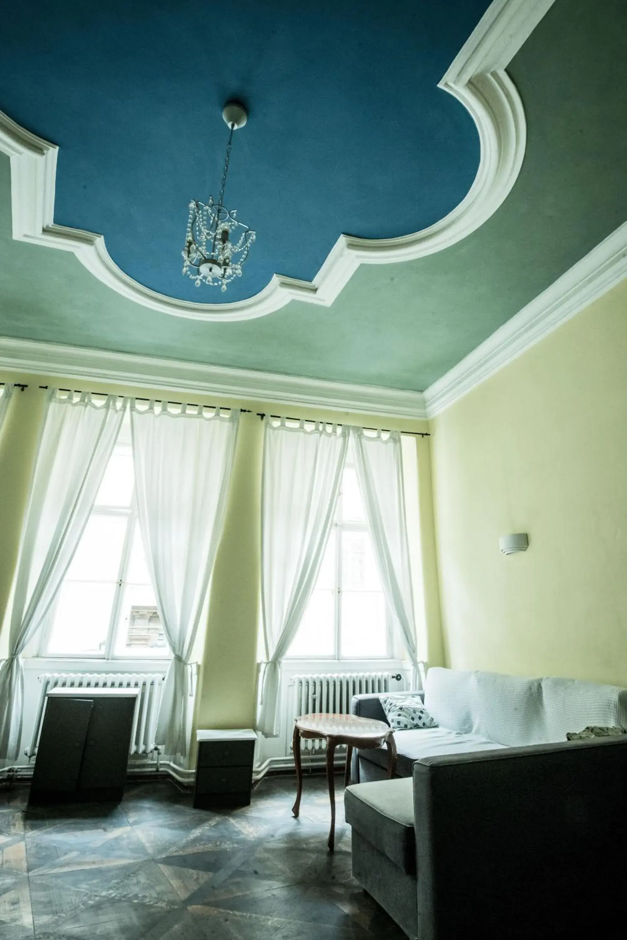 Charles Bridge Hostel & Apartments