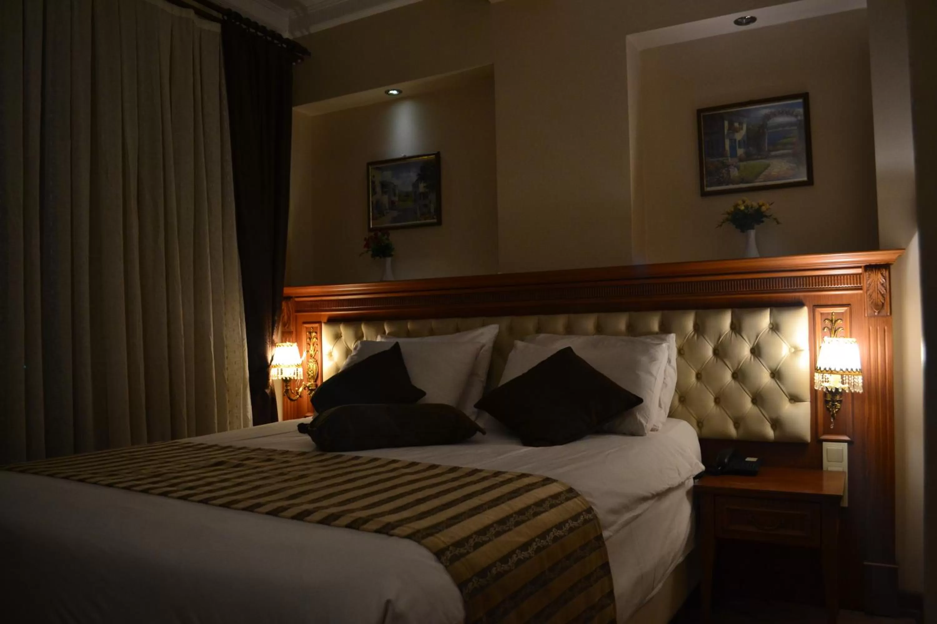 Bed in Seven Days Hotel - İstanbul