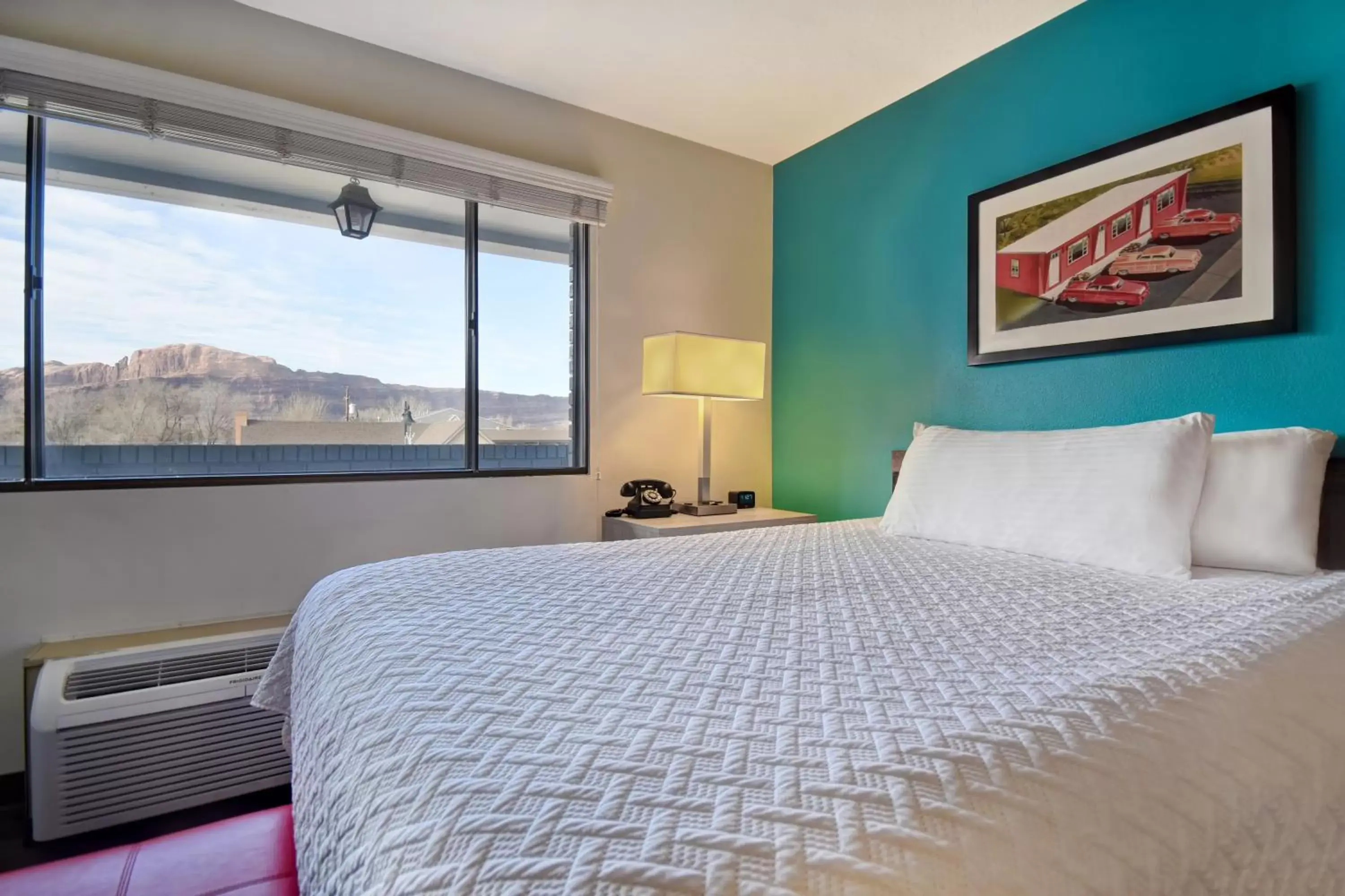 Bed in Expedition Lodge Moab Arches National Park Bed in Expedition Lodge Moab Arches National Park