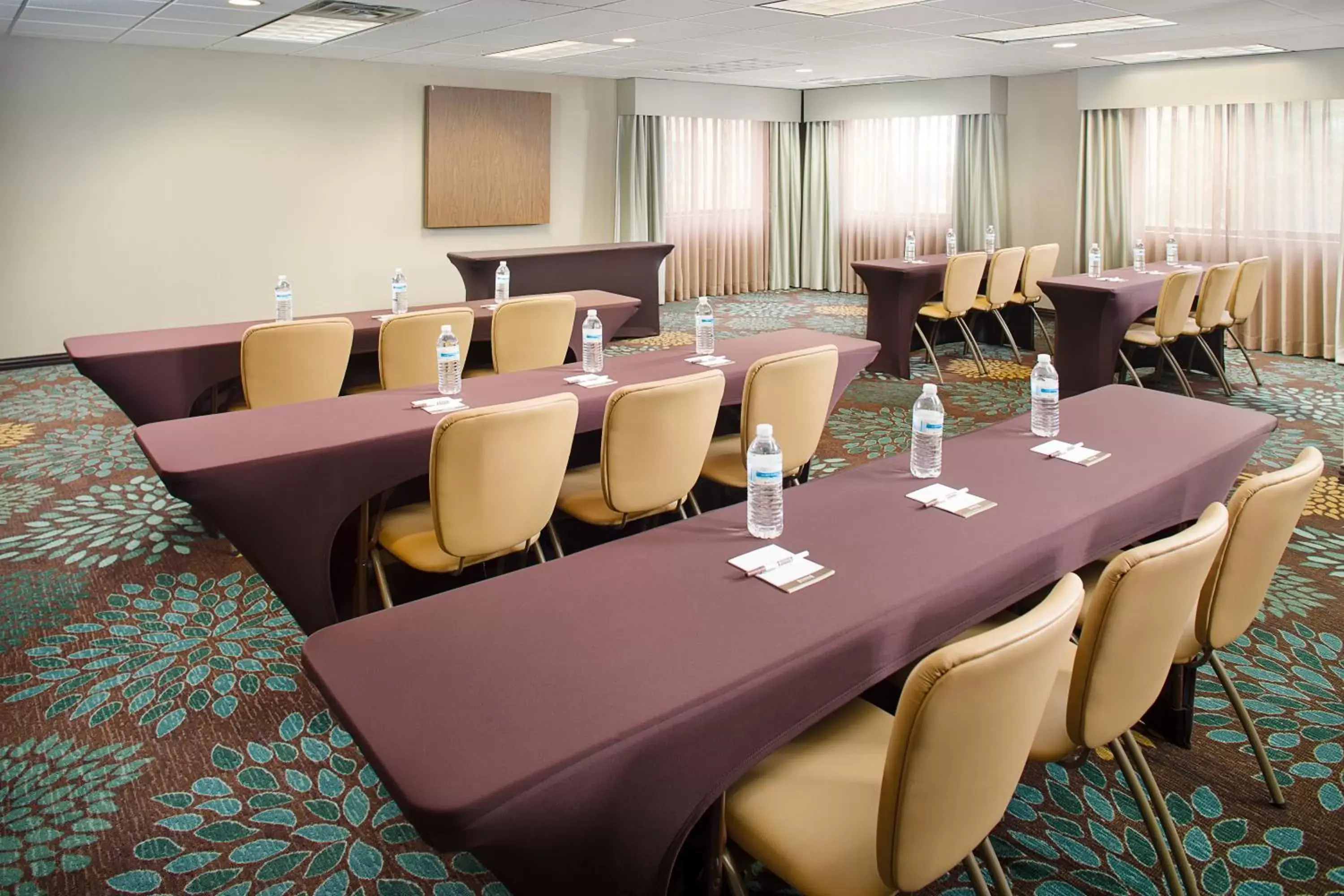 Meeting/conference room in Staybridge Suites San Angelo, an IHG Hotel