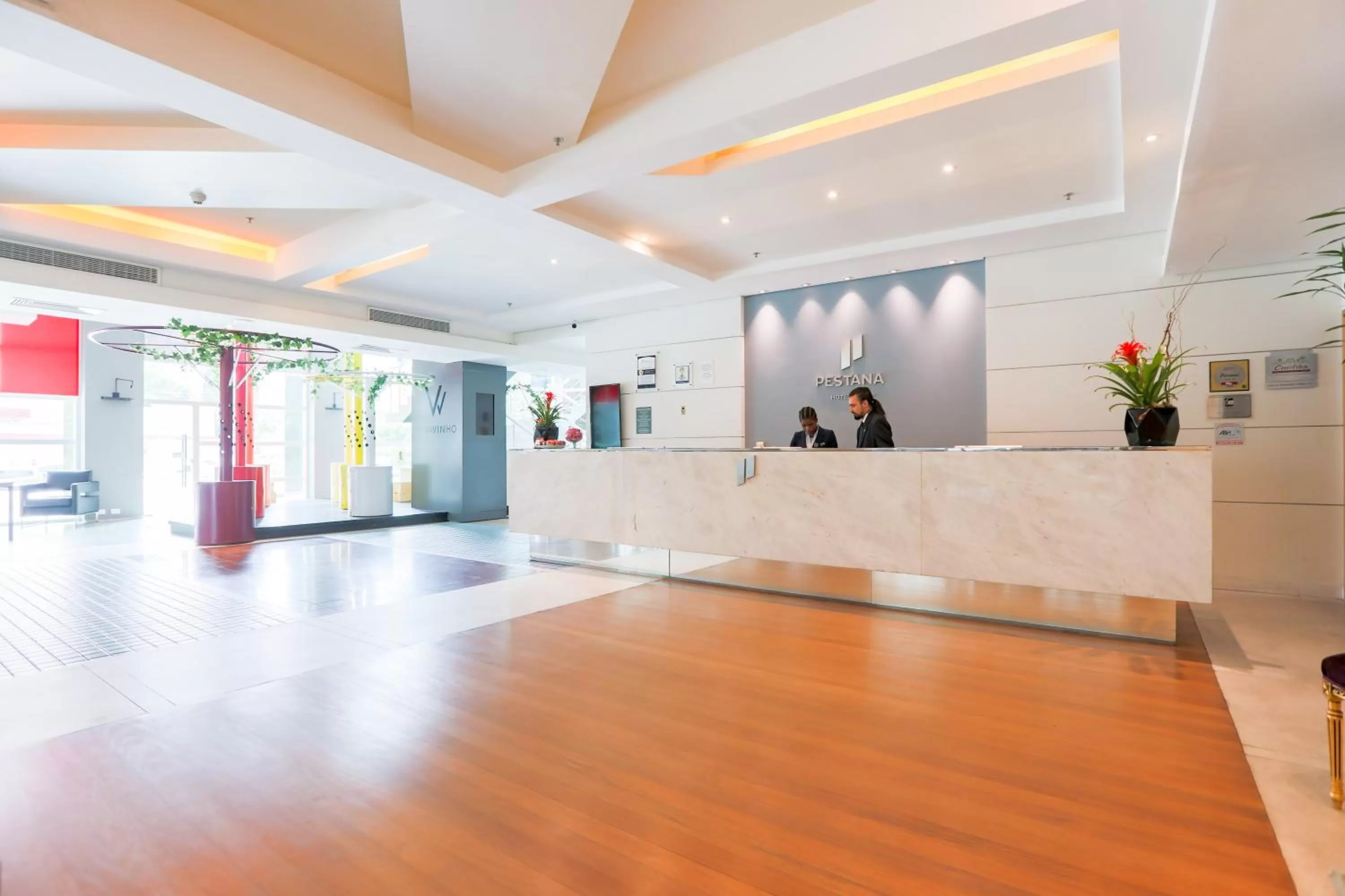 Lobby or reception in Pestana Curitiba