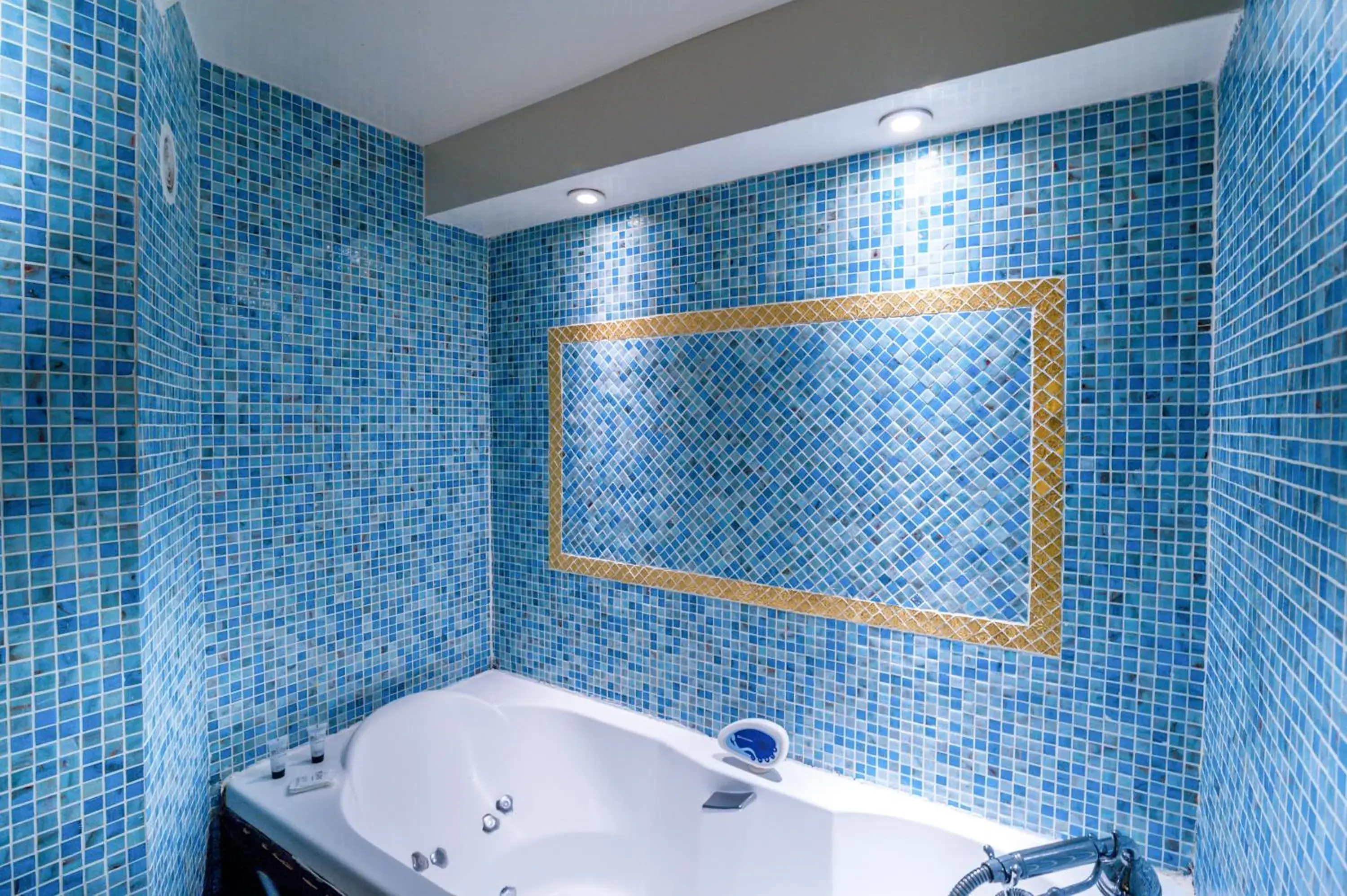 Photo of the whole room, Bathroom in Grand Hôtel du Bel Air