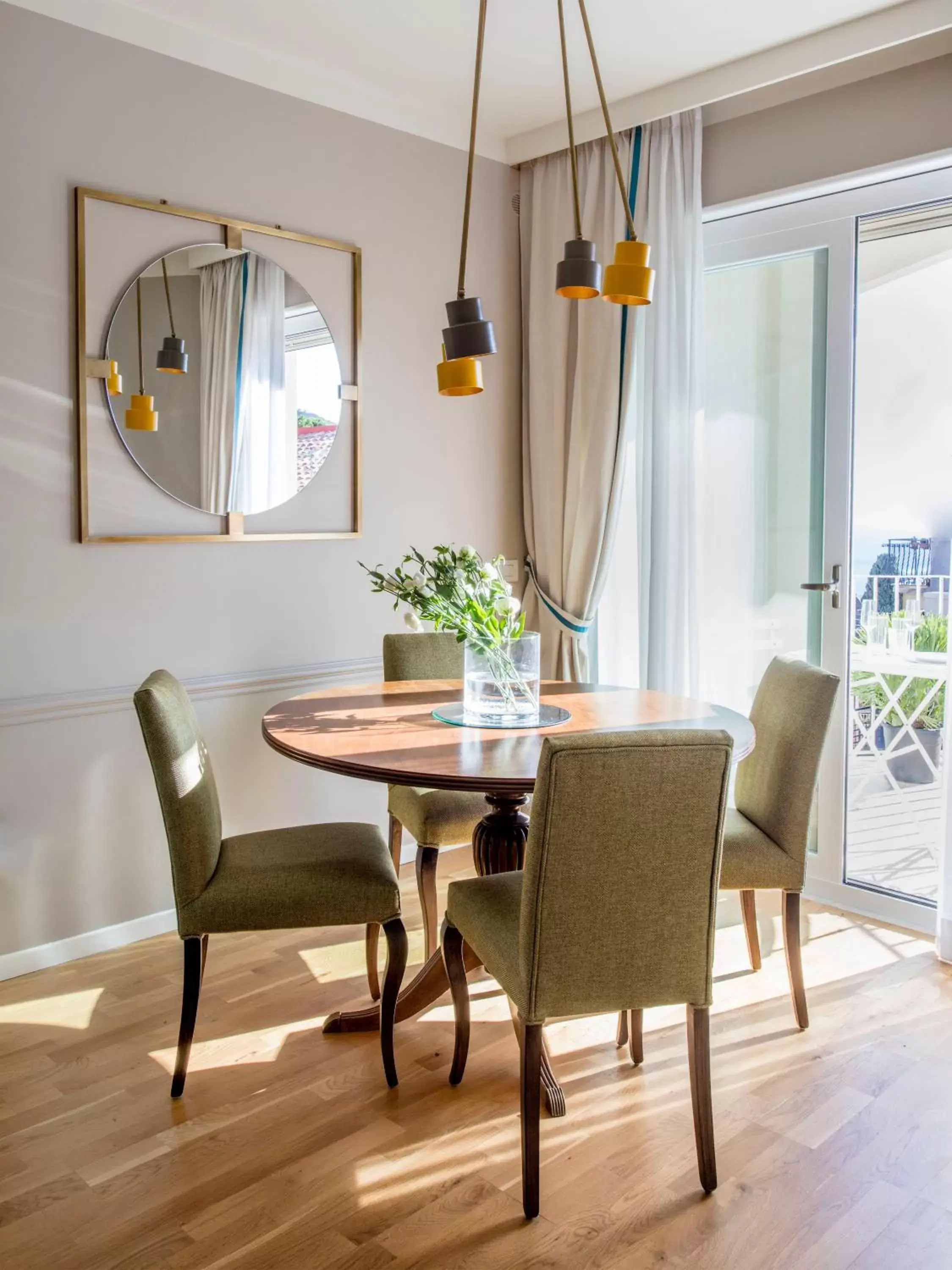 Living room, Dining Area in La Malandrina