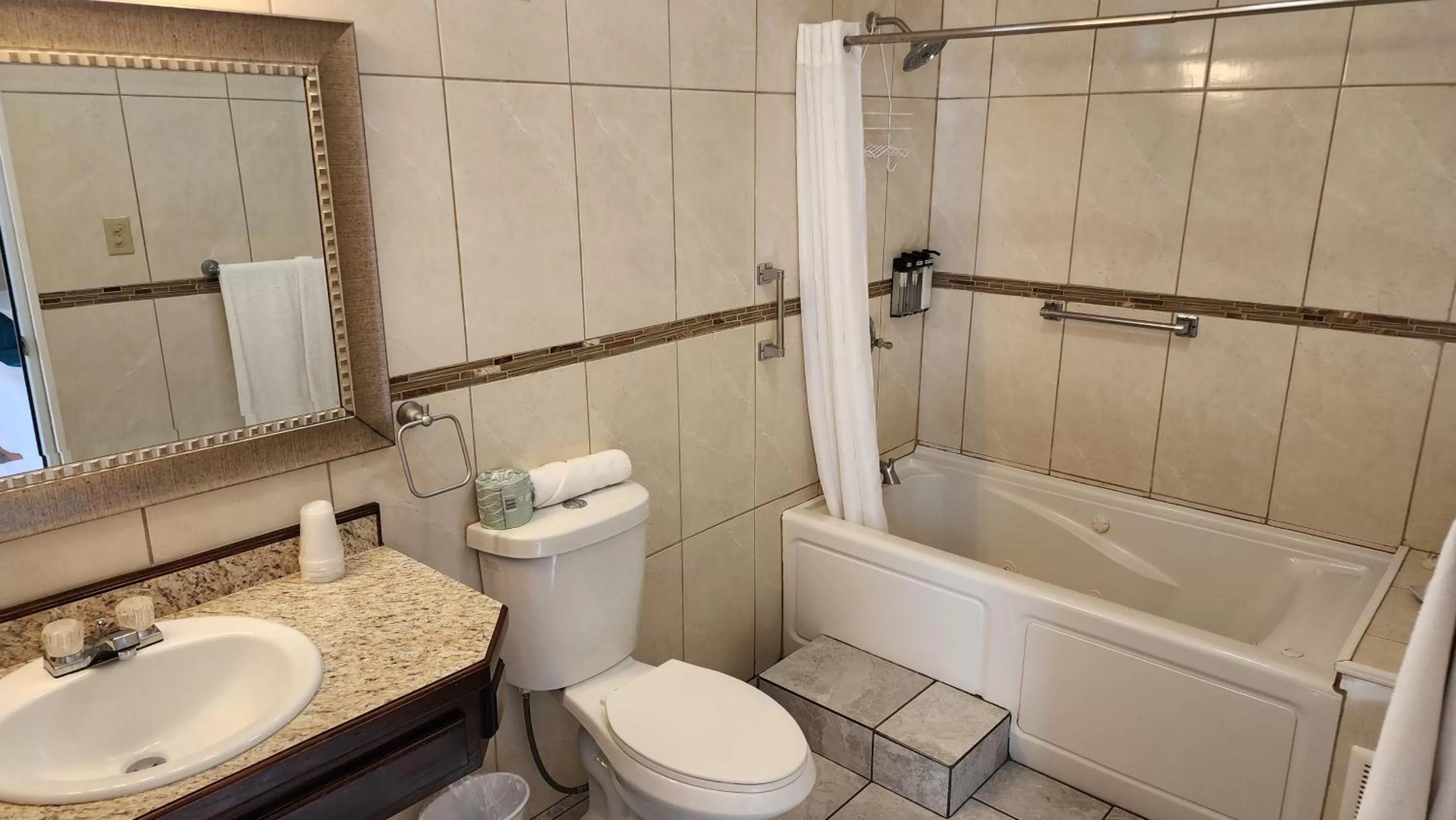 Toilet in Combate Beach Resort