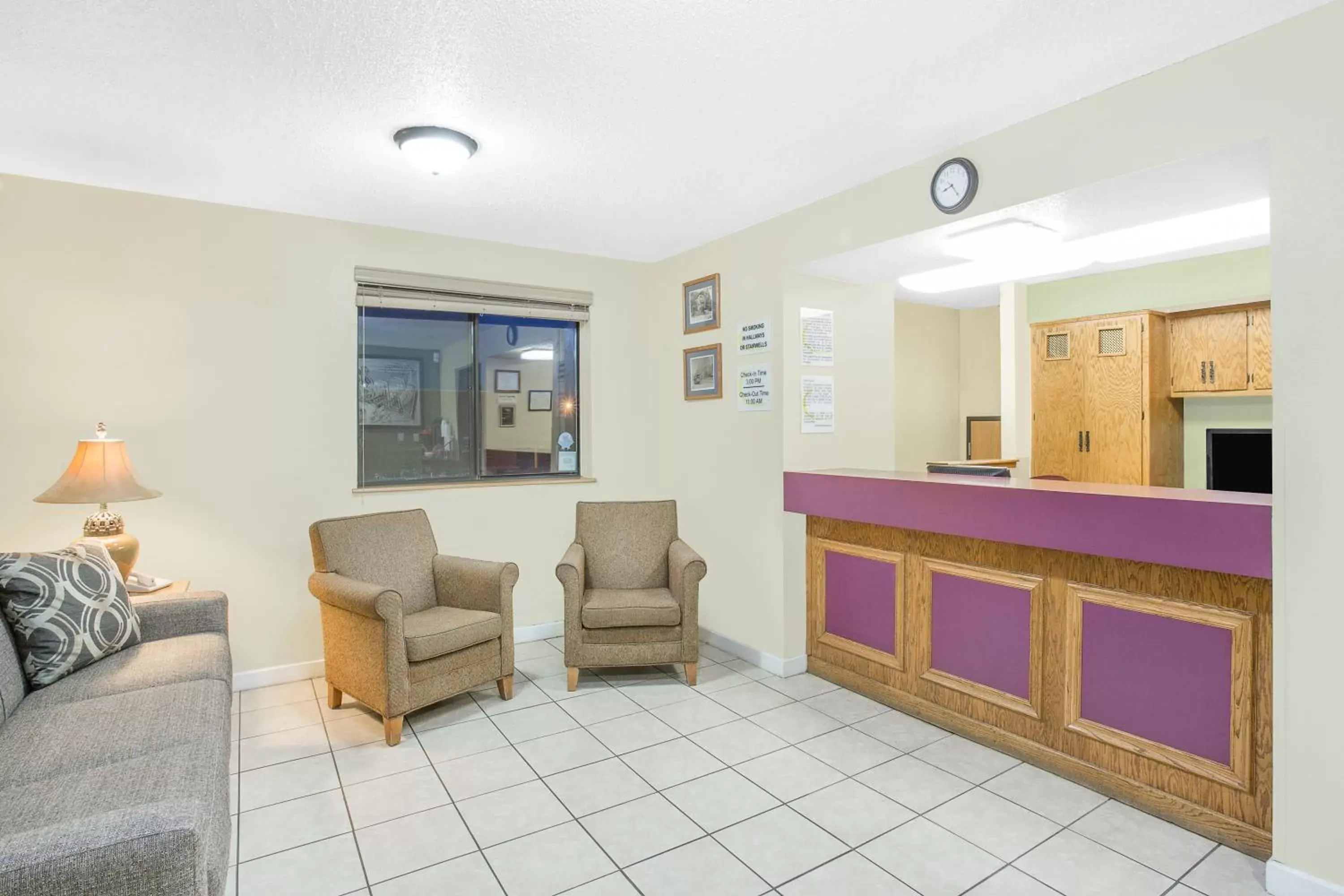 Seating area, Lobby/Reception in Super 8 by Wyndham Roanoke VA