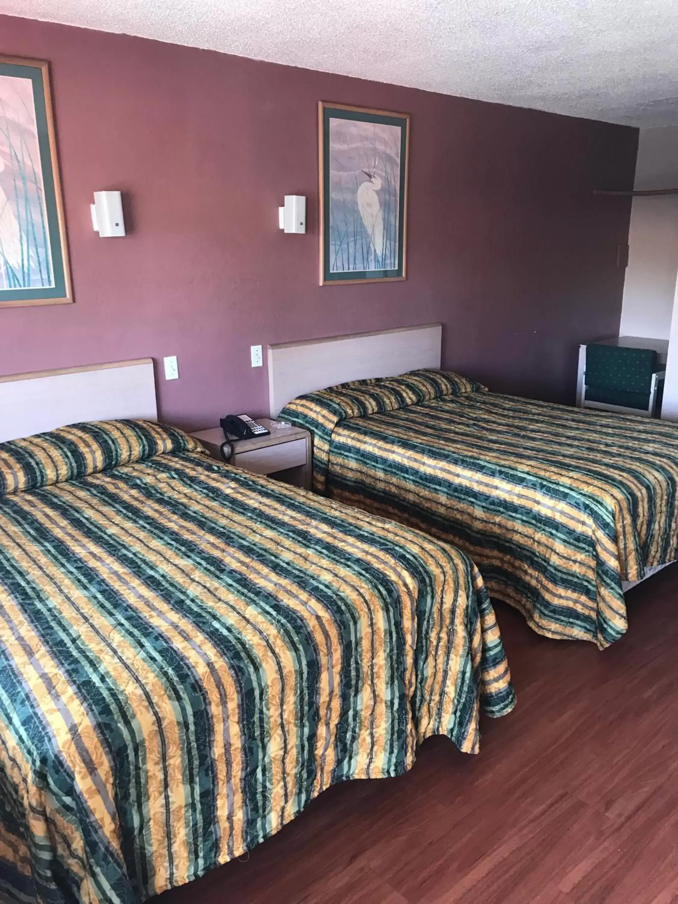 Bed in Economy Inn