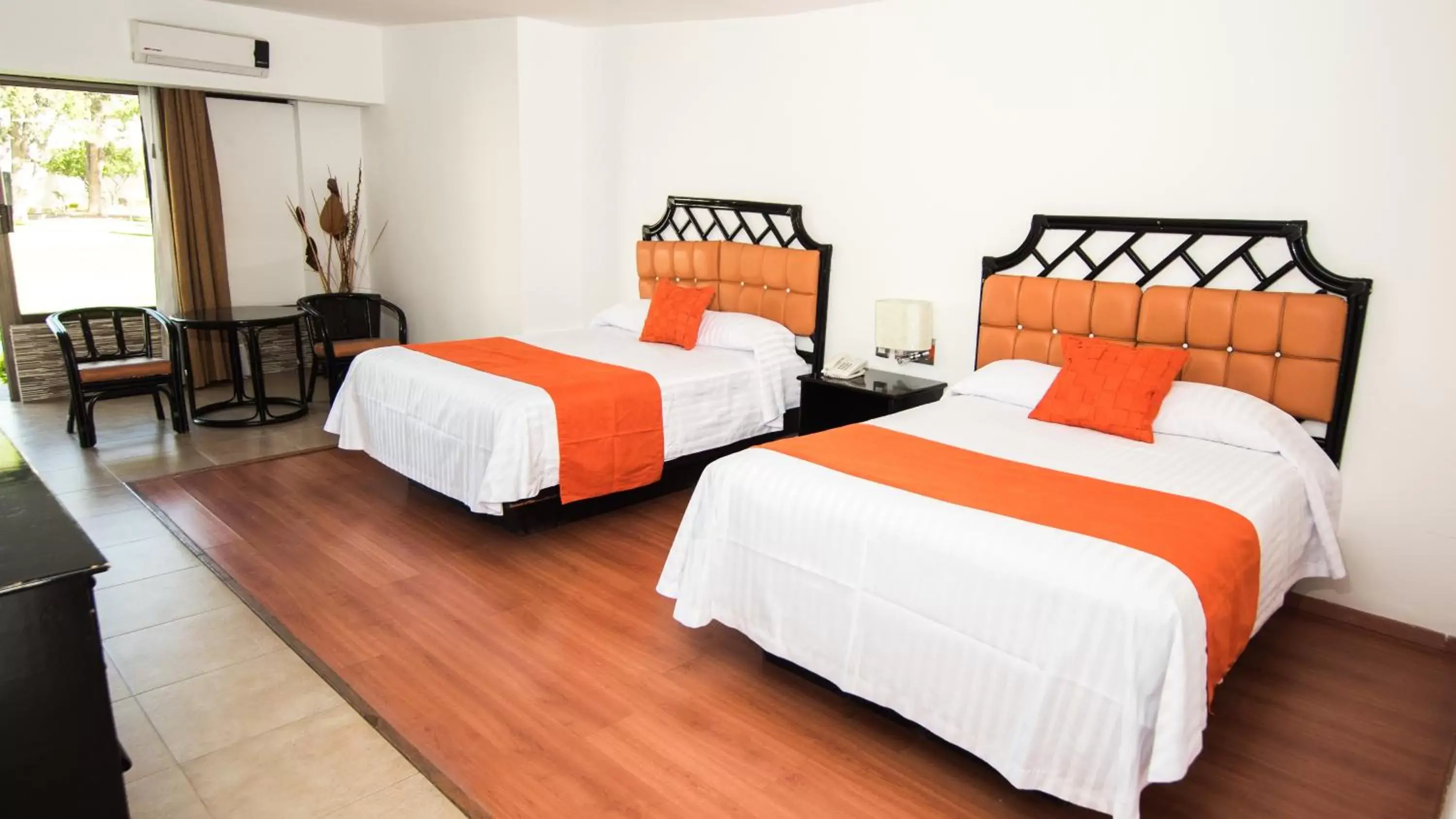 Photo of the whole room, Bed in Hotel María Dolores San Luis Potosí