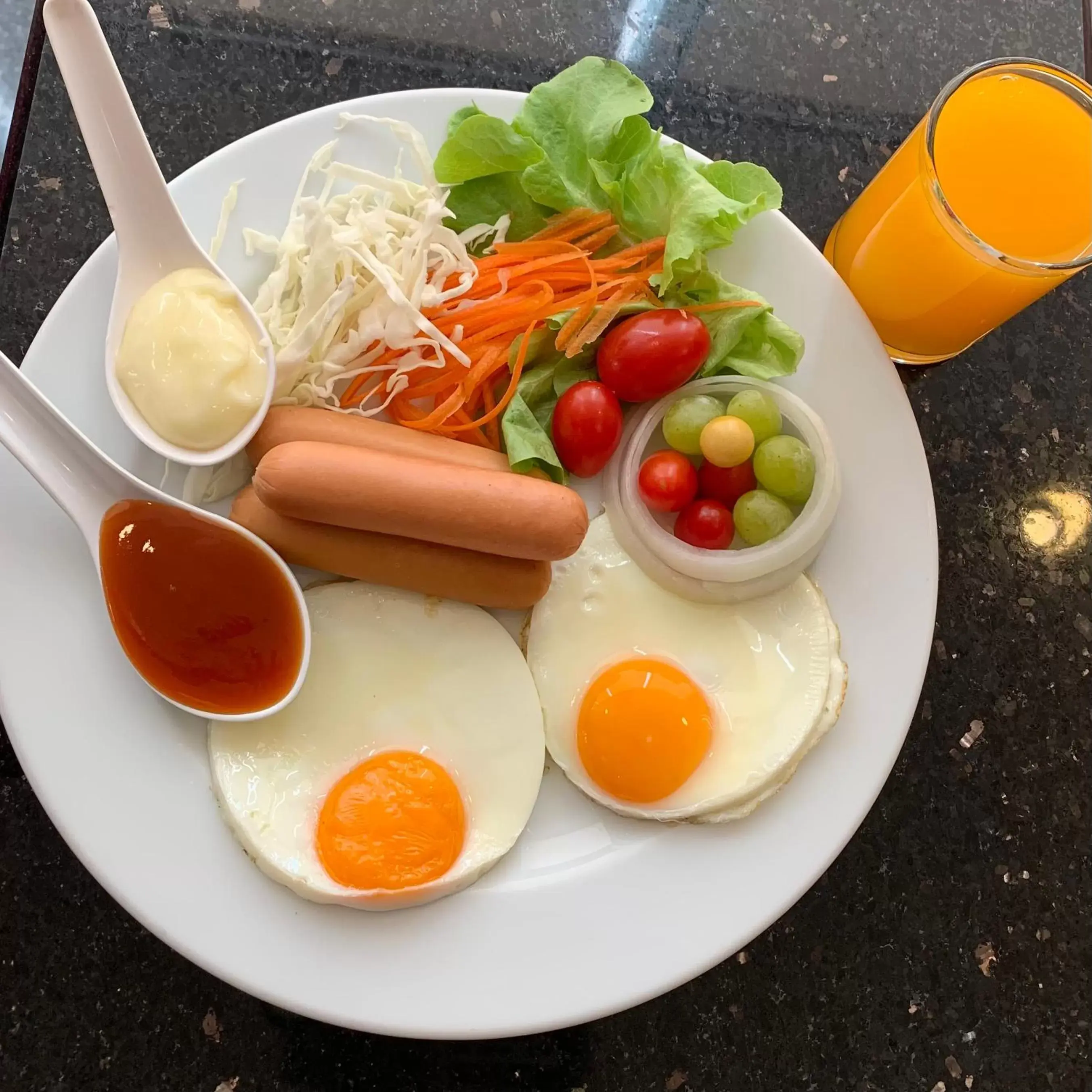 Breakfast, Food in Grand Tower Inn Rama 6 - SHA Extra Plus