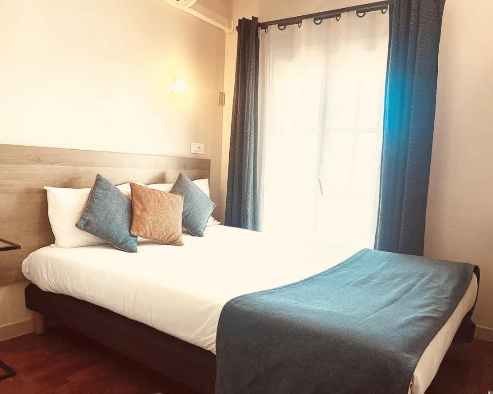 Bed in Hôtel Vendôme