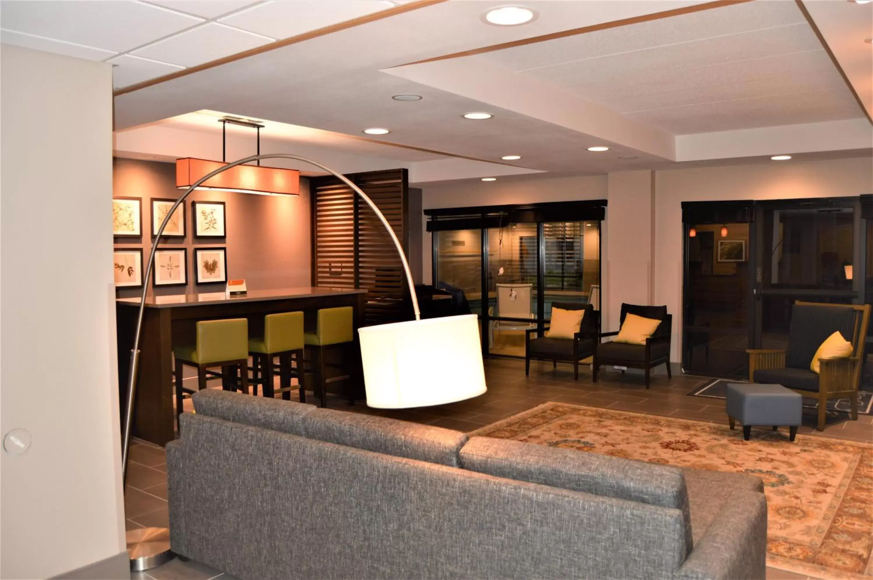 Lobby/Reception in Country Inn & Suites by Radisson, La Crosse, WI
