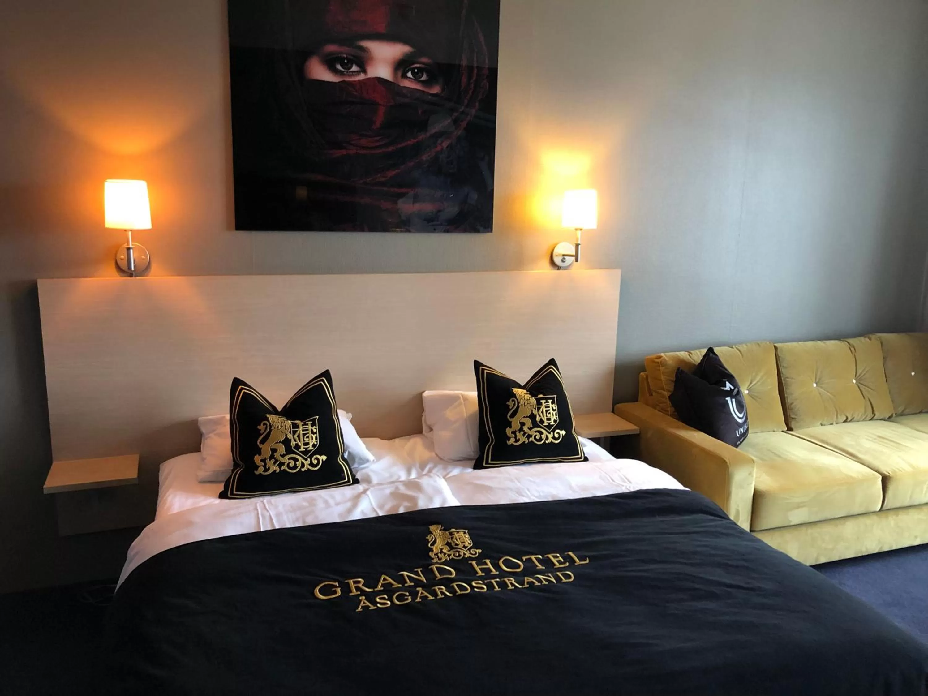 Photo of the whole room, Bed in Grand Hotel Åsgårdstrand - Unike Hoteller