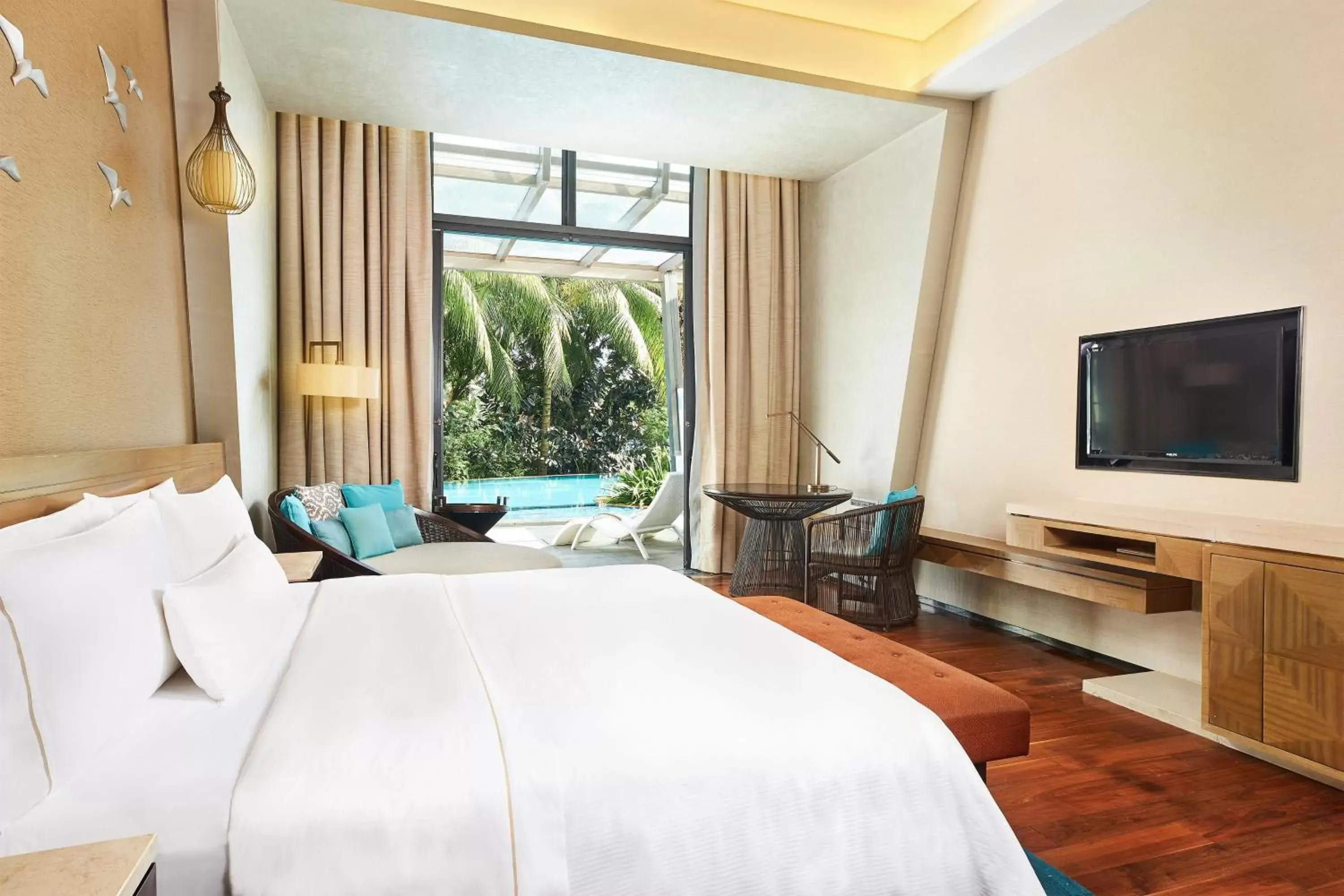 Photo of the whole room, Bed in The Westin Sanya Haitang Bay Resort