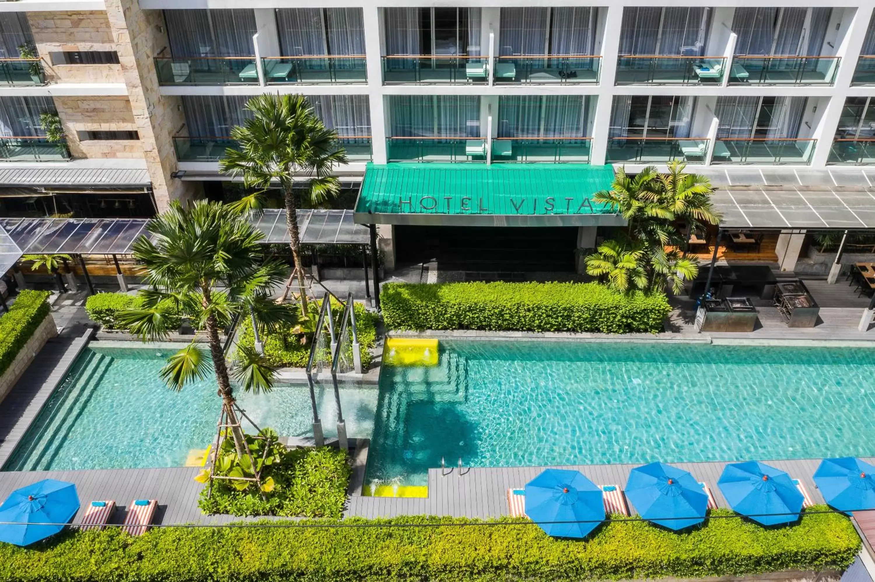 Pool View in Hotel Vista