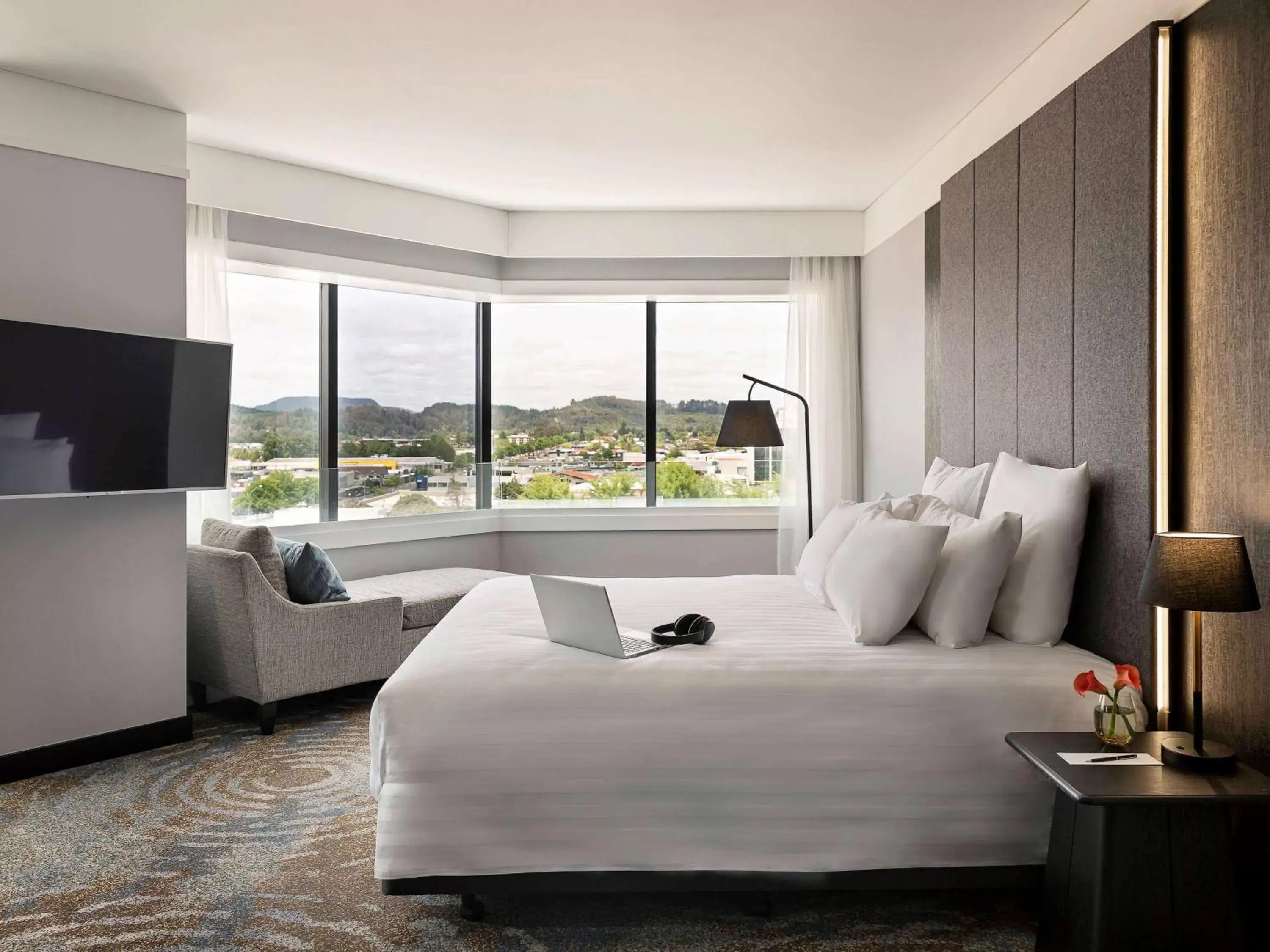 Photo of the whole room, Bed in Pullman Rotorua Photo of the whole room, Bed in Pullman Rotorua