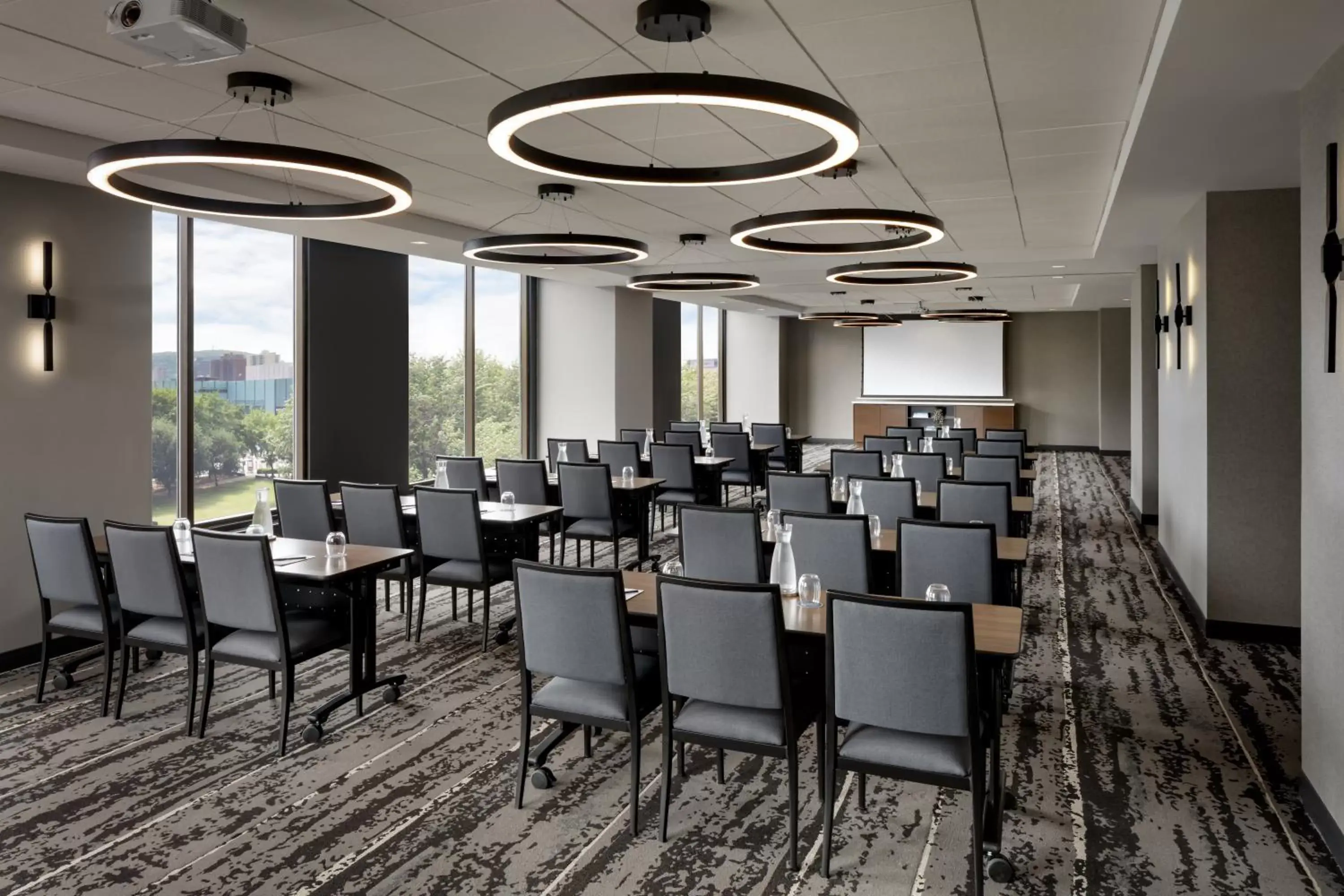 Meeting/conference room in Hyatt Place Montreal - Downtown