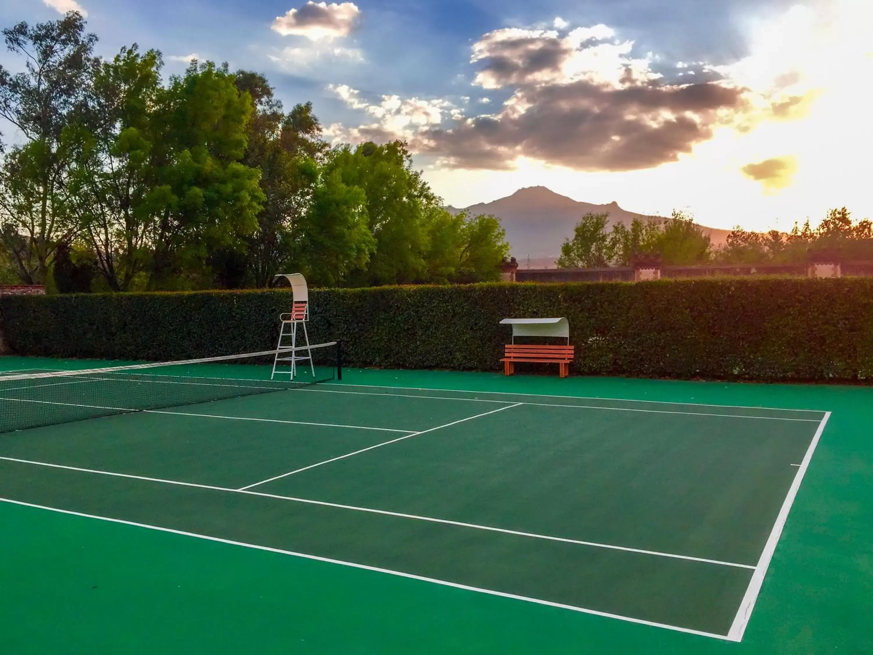 Tennis court, Tennis/Squash in Hacienda Soltepec Suites Campo de Golf