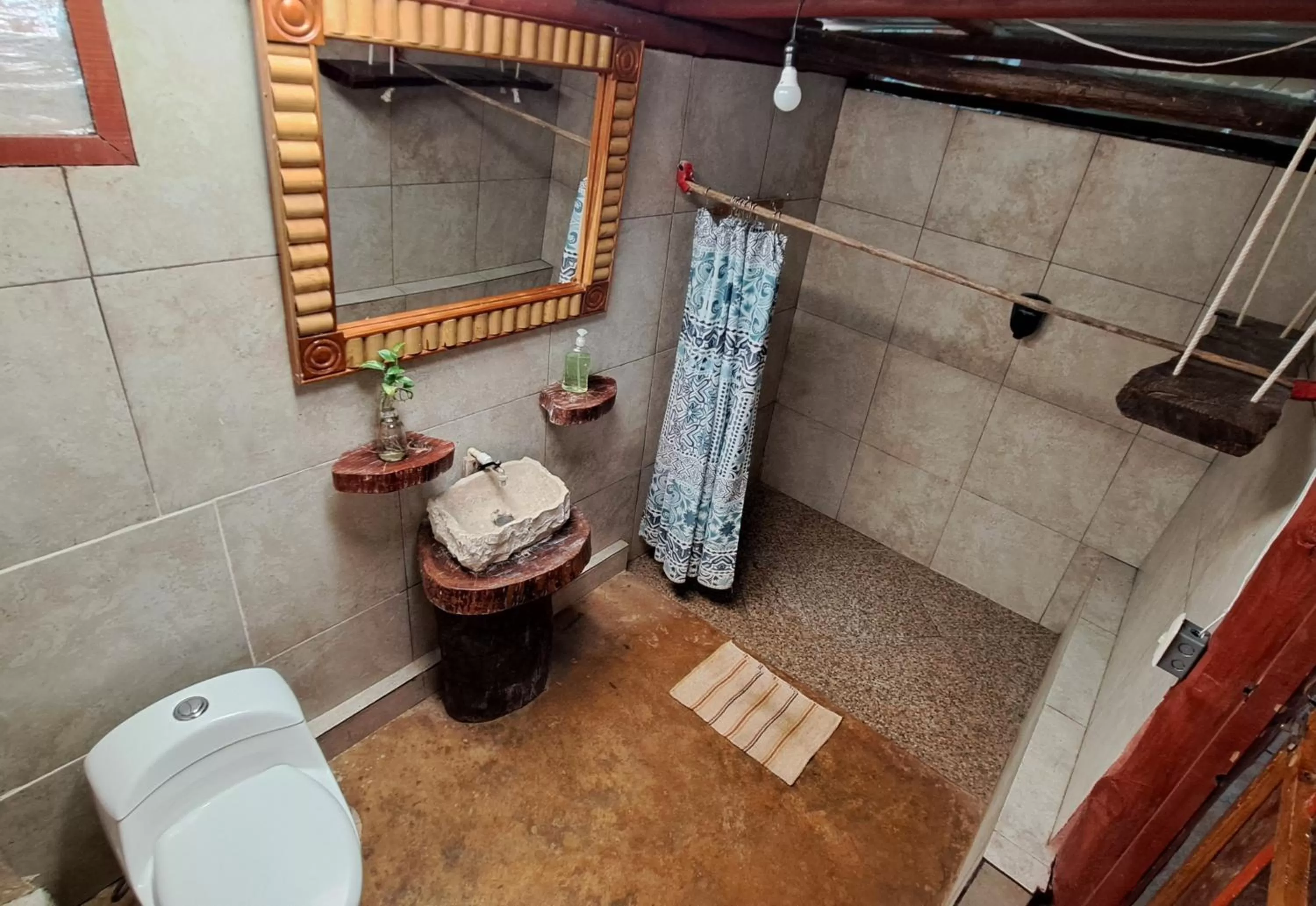 Property building in Cayuco Maya