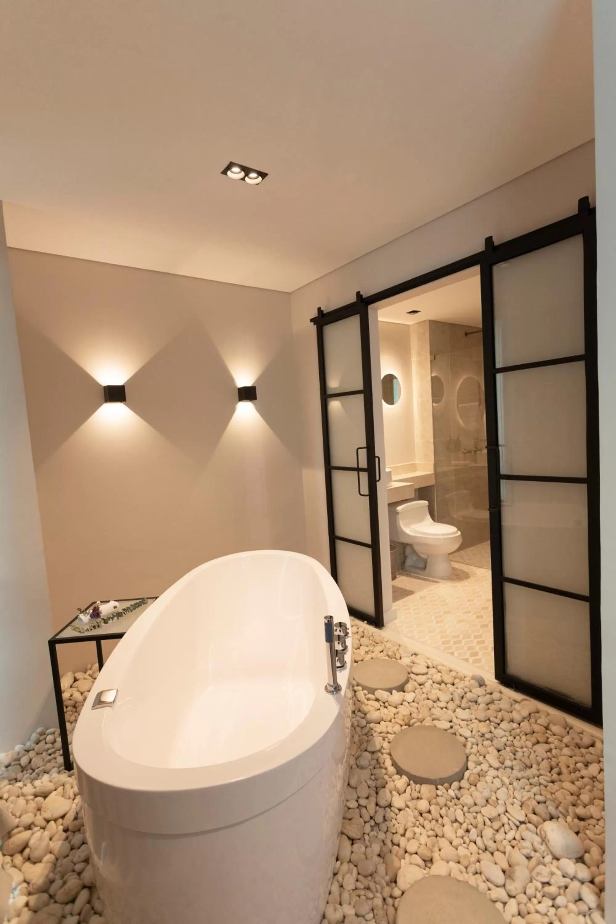 Bathroom in 1616 Hotel