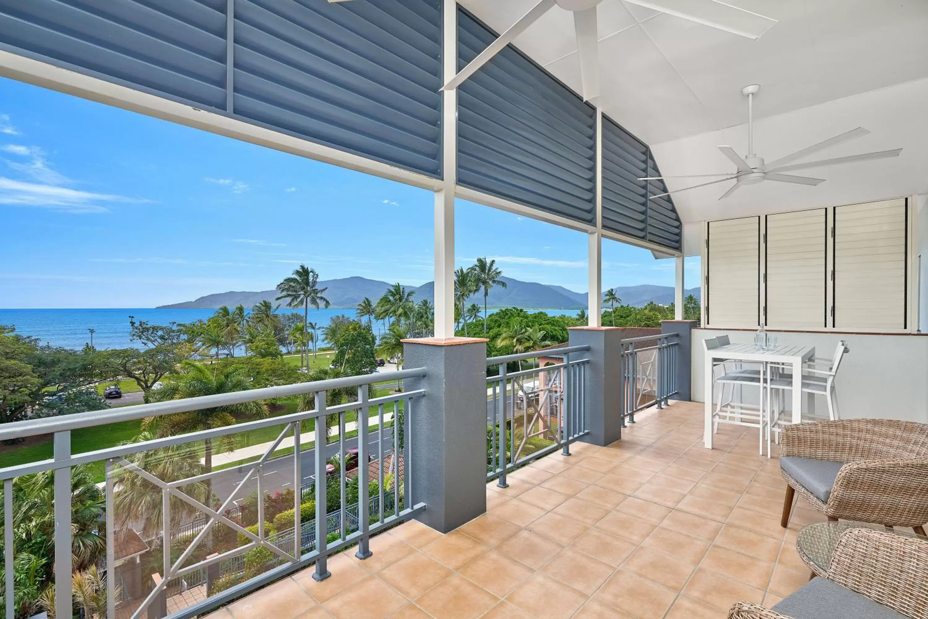 Balcony/Terrace in North Cove Waterfront Suites