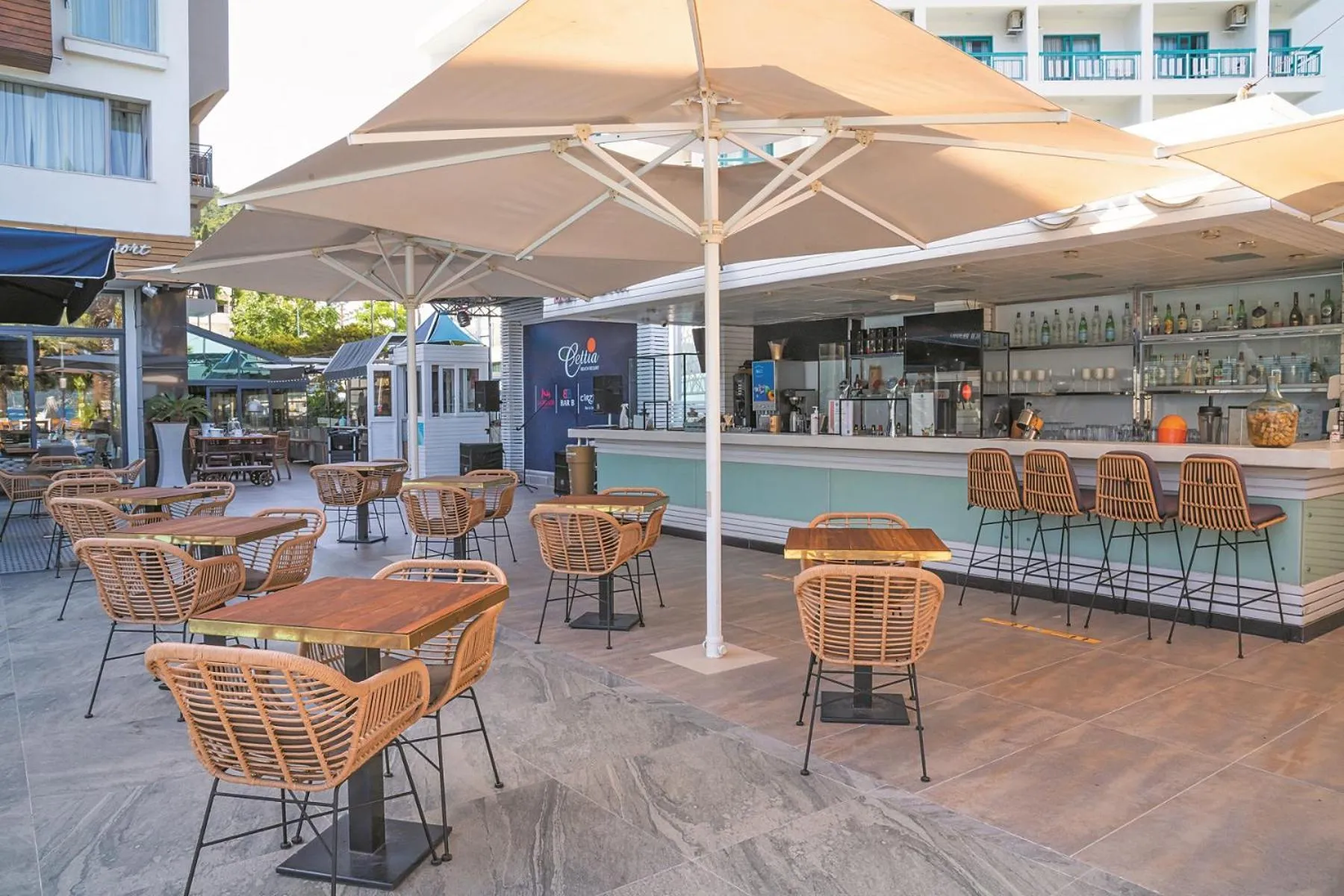 Lounge or bar in Cettia Beach Resort