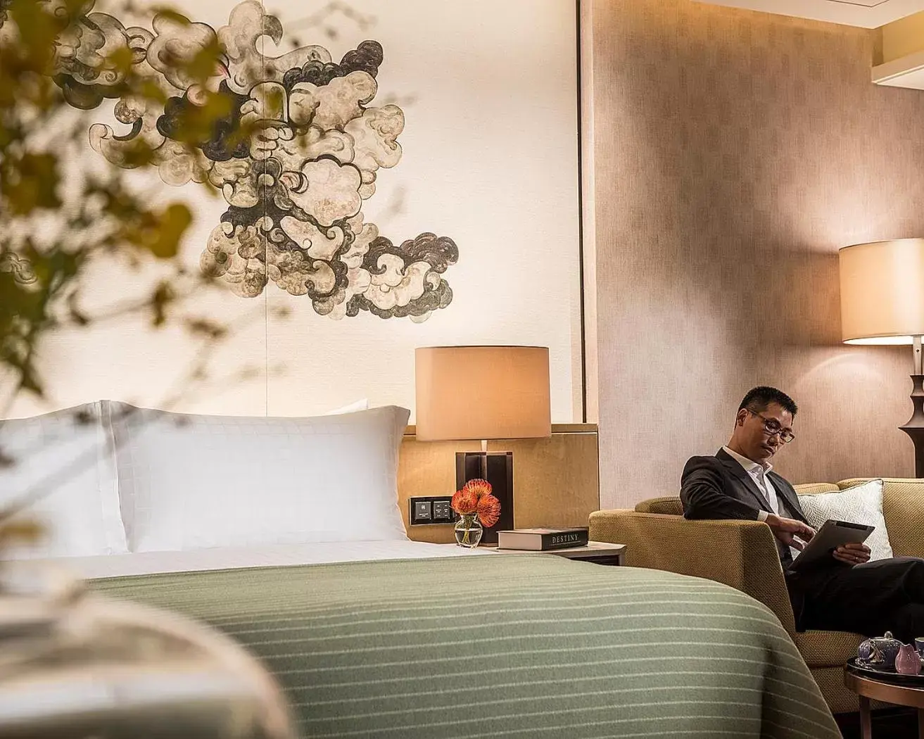 Bedroom in Four Seasons Hotel Shenzhen Bedroom in Four Seasons Hotel Shenzhen