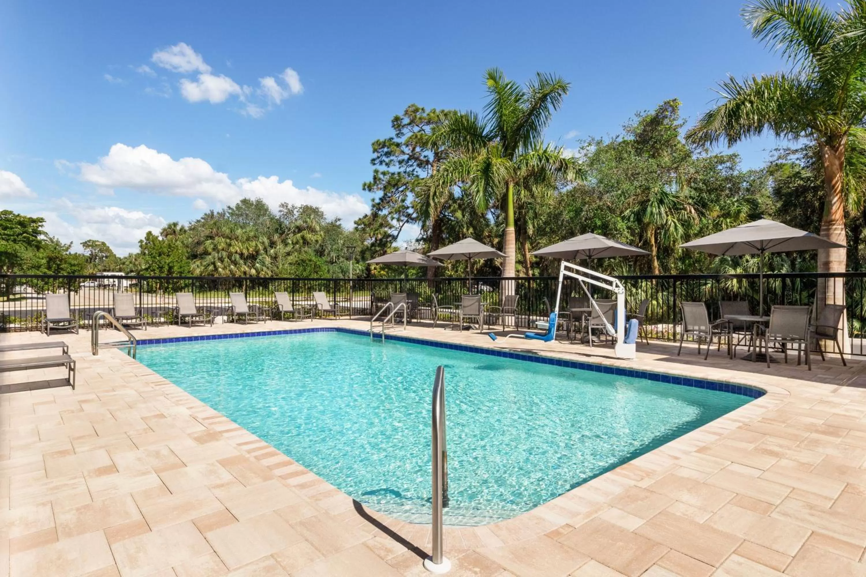 Swimming pool in Fairfield by Marriott Inn & Suites Bonita Springs