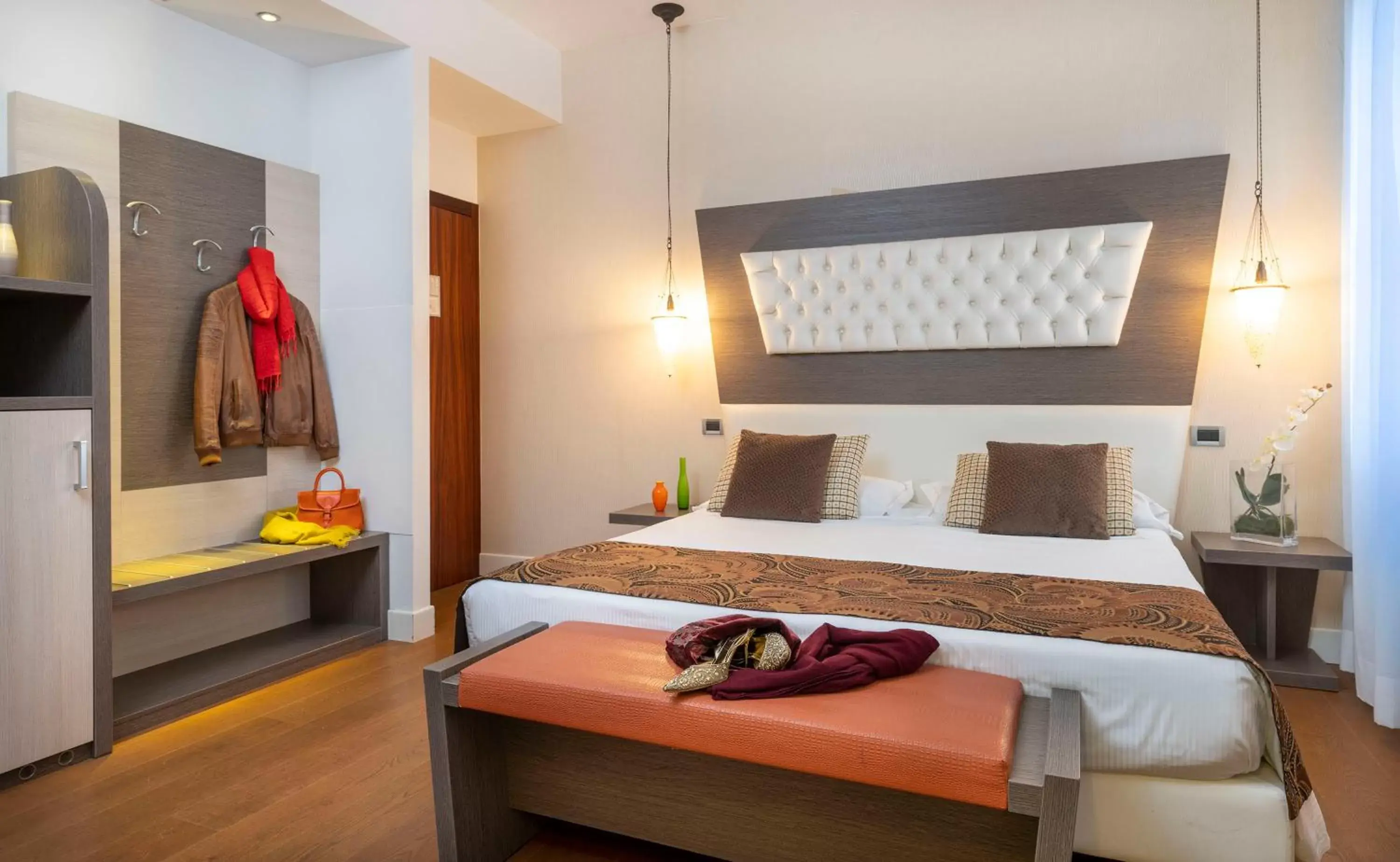 Bed in UNAHOTELS Ala Venezia-Adults 16