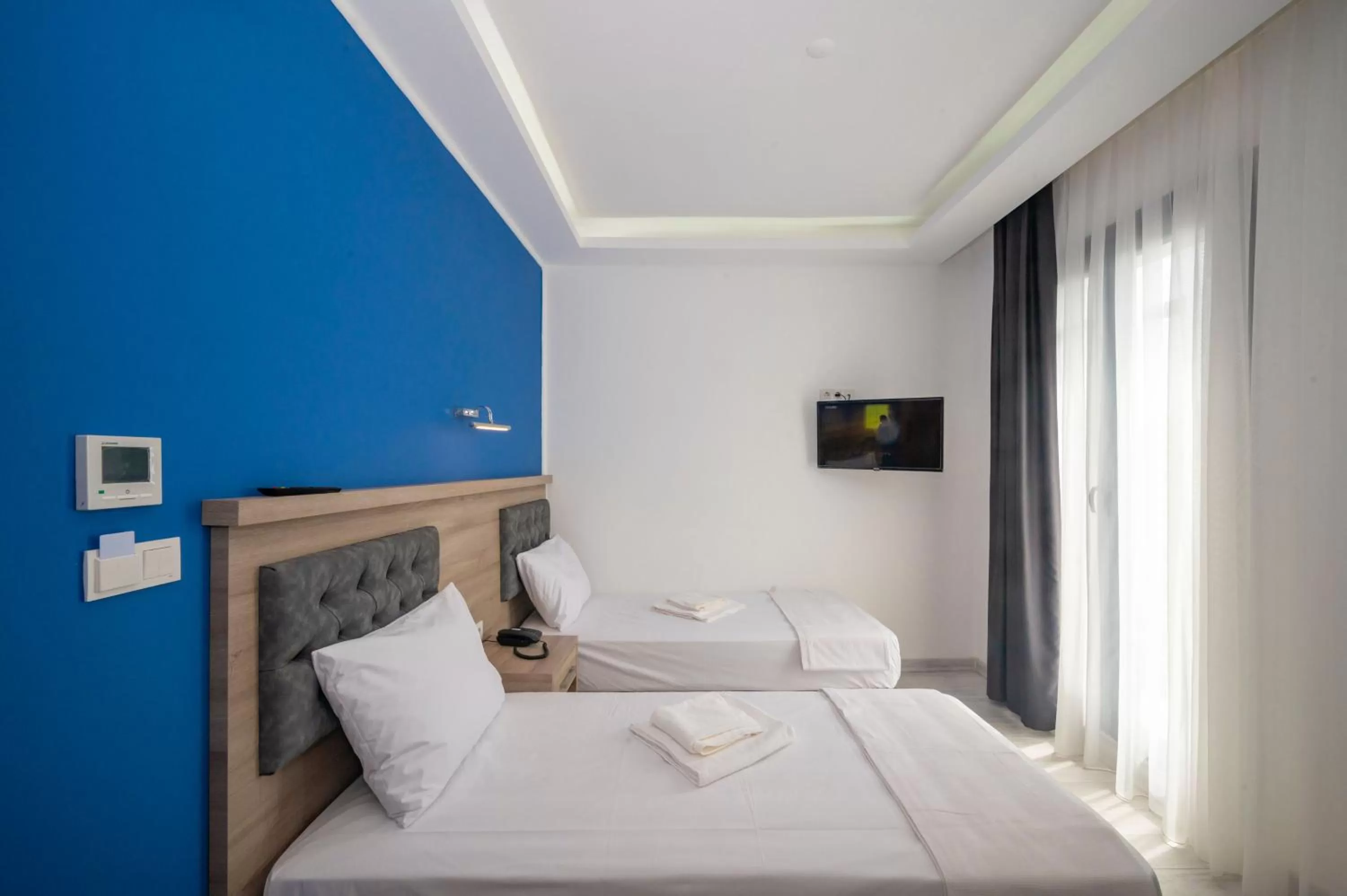 Photo of the whole room, Bed in Okda Hotel