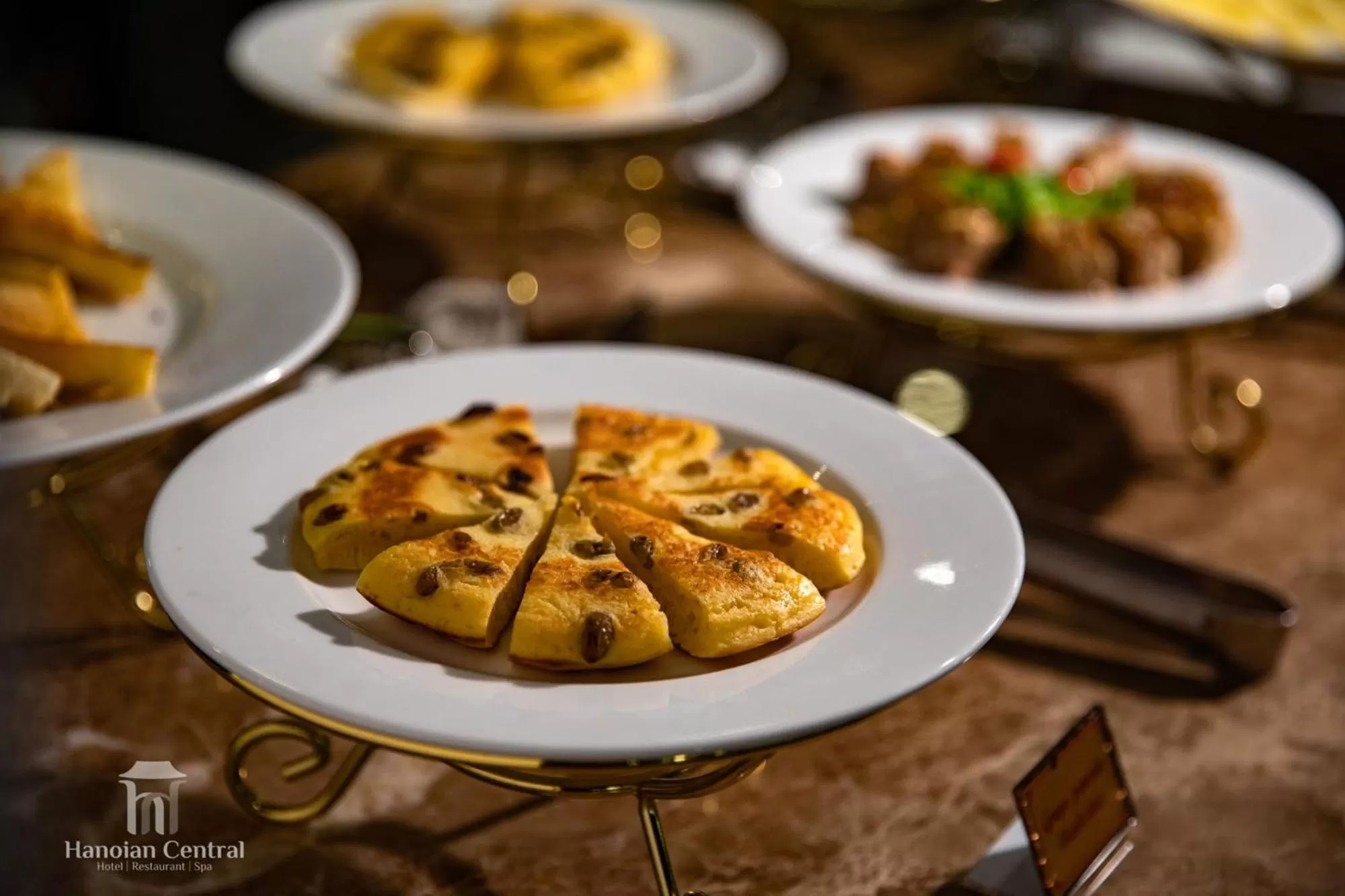 Food and drinks in Hanoian Central Hotel & Spa