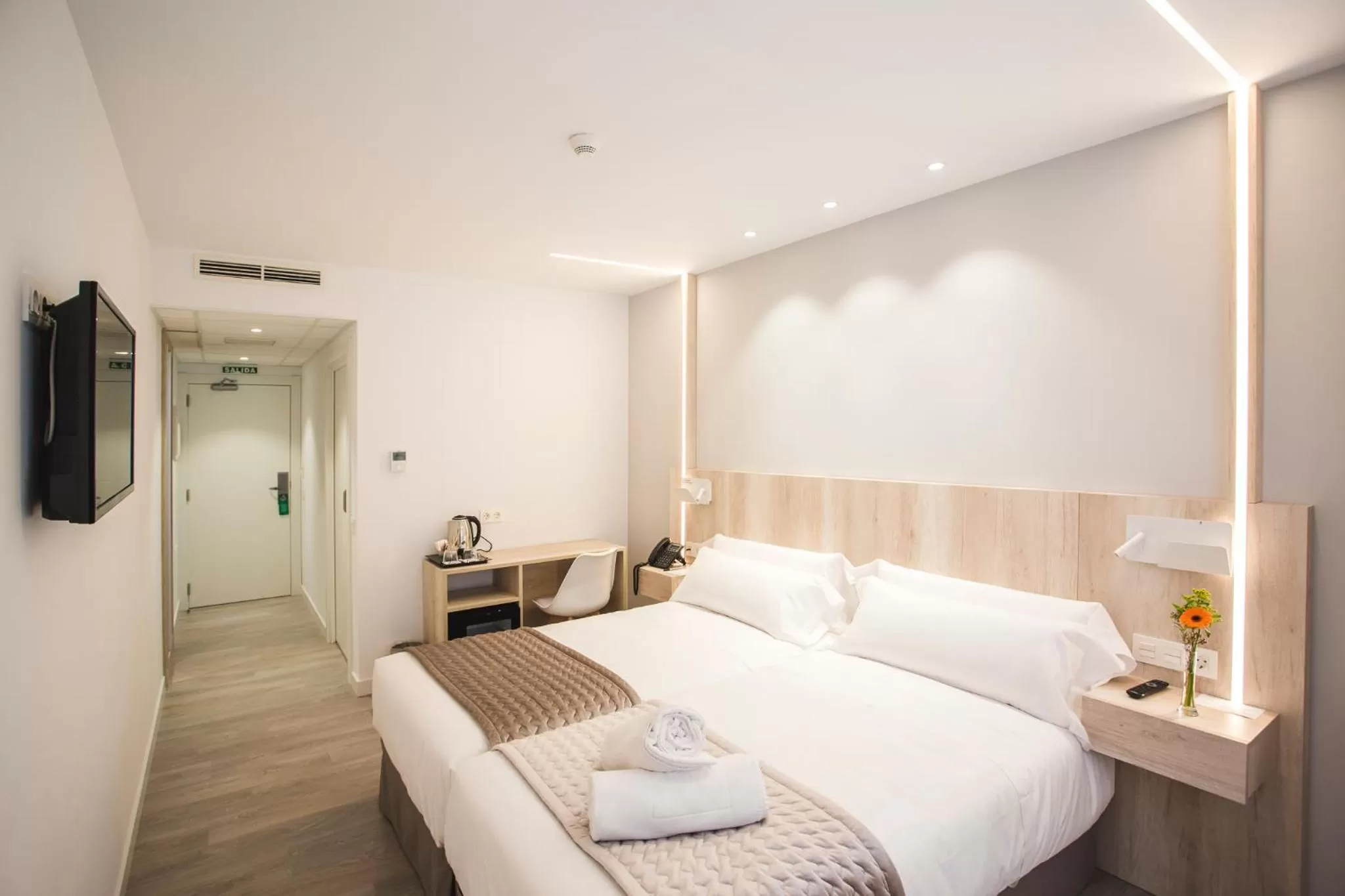 Bedroom, Bed in DWO Ábaster