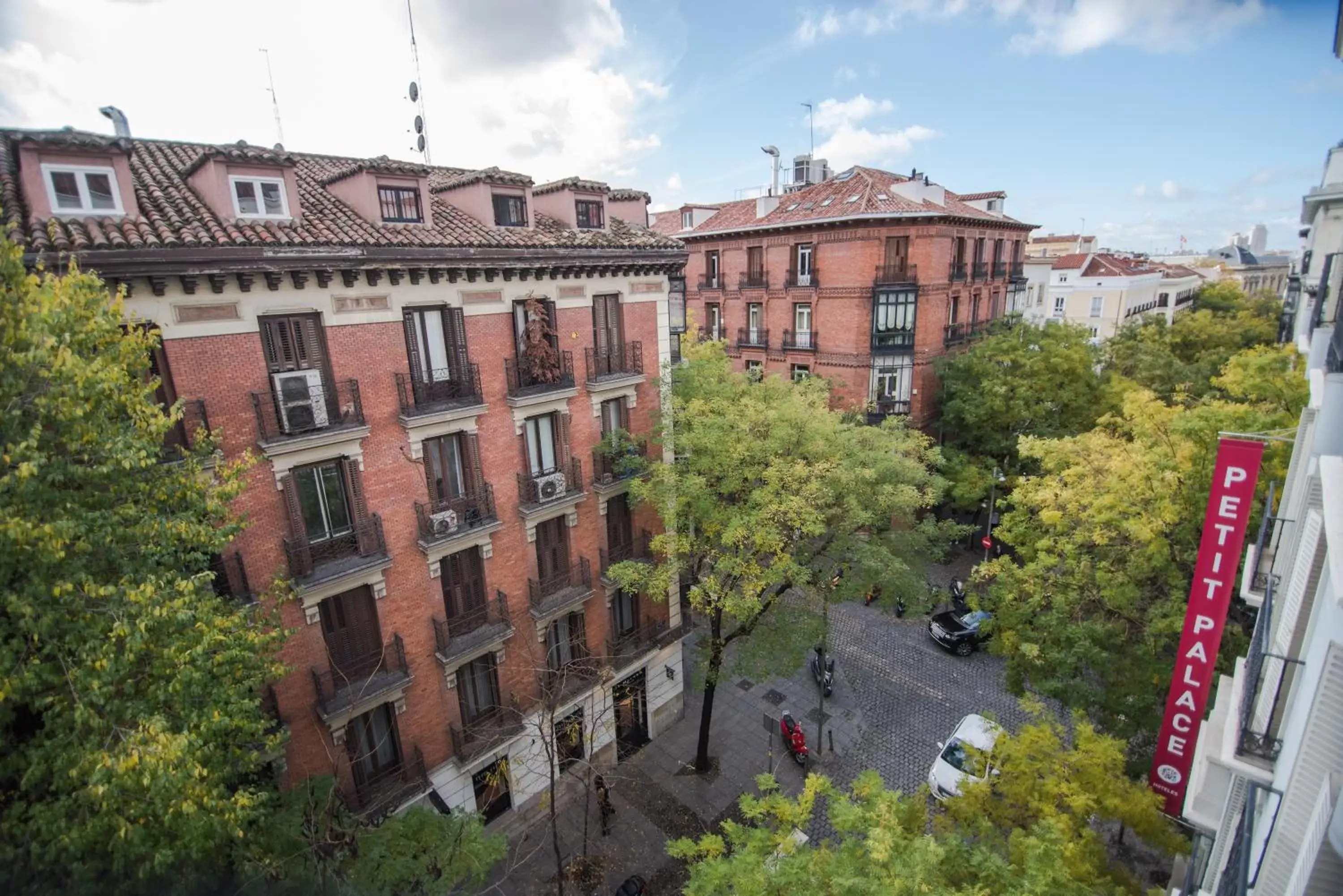 Superior Double Room with Balcony in ICON Wipton Superior Double Room with Balcony in ICON Wipton