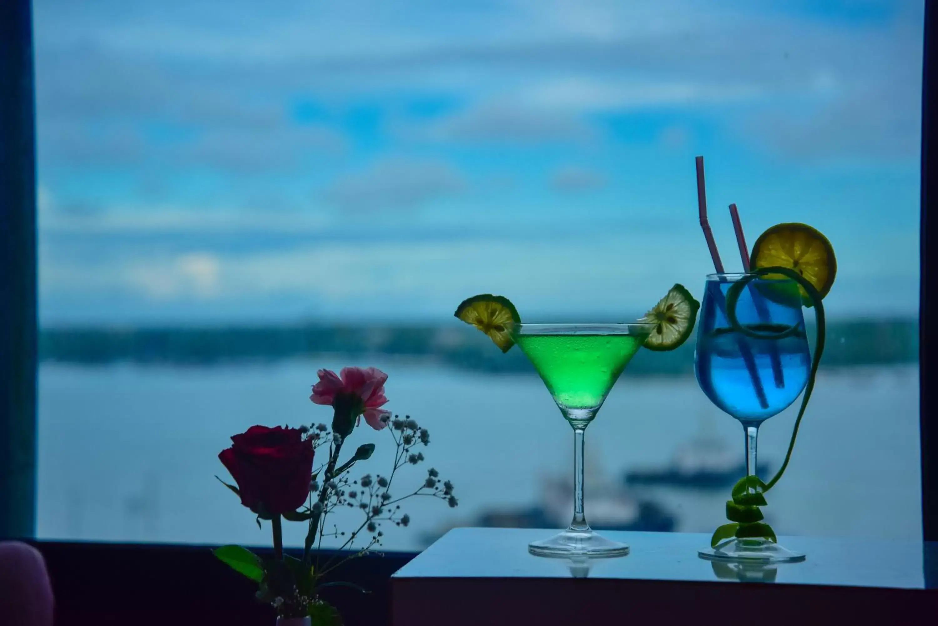 Drinks in Harbour View Suites