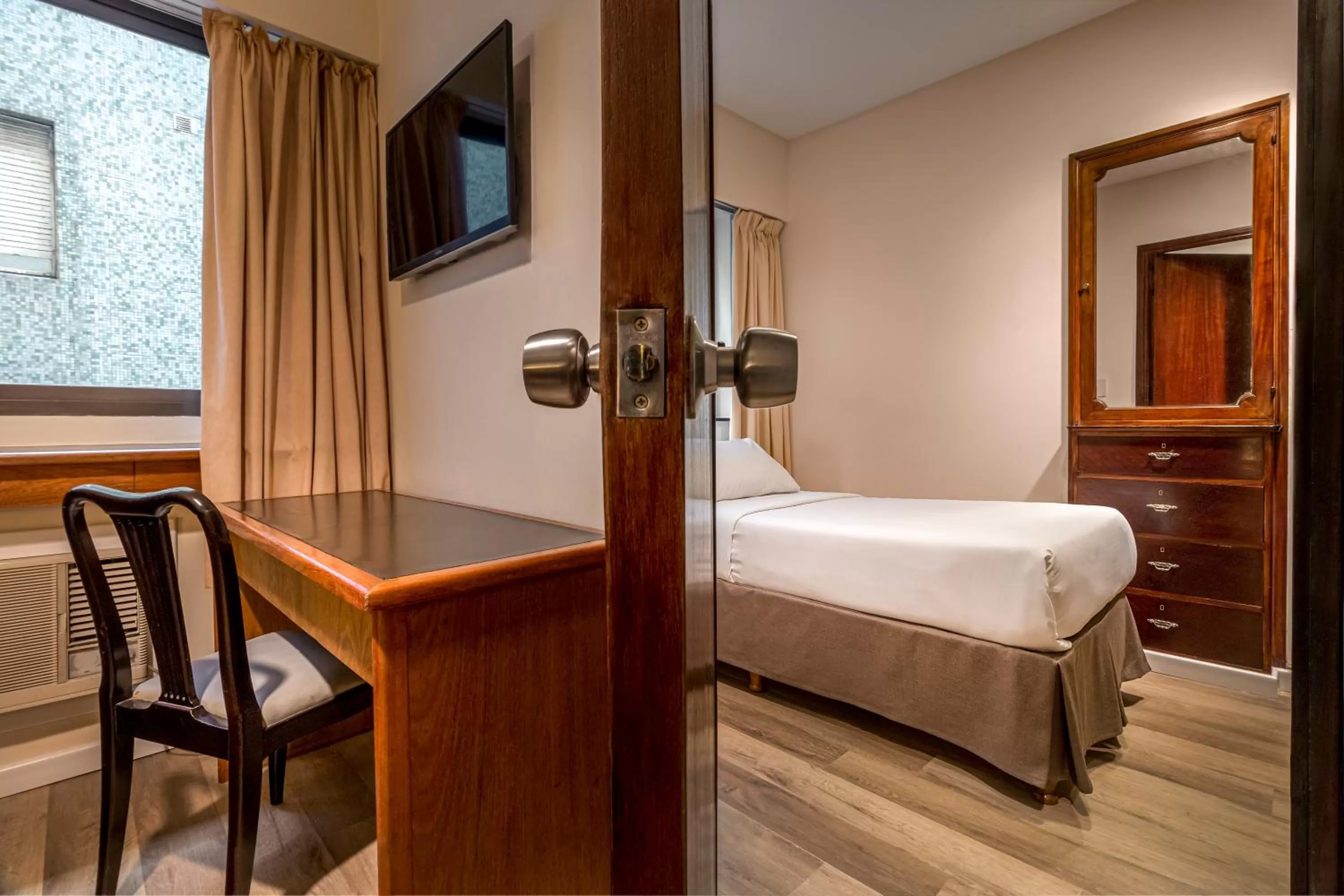 Bed in Gran Hotel Argentino