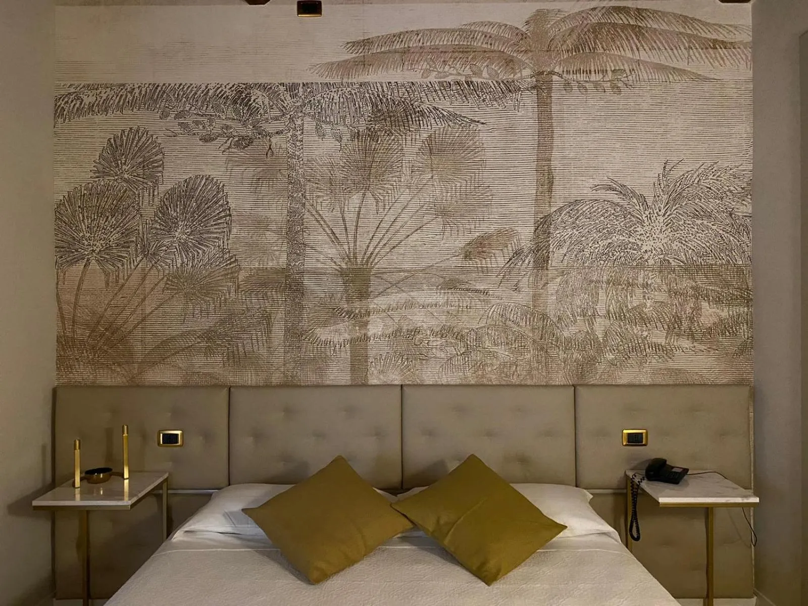 Bed in Condotti Rooms