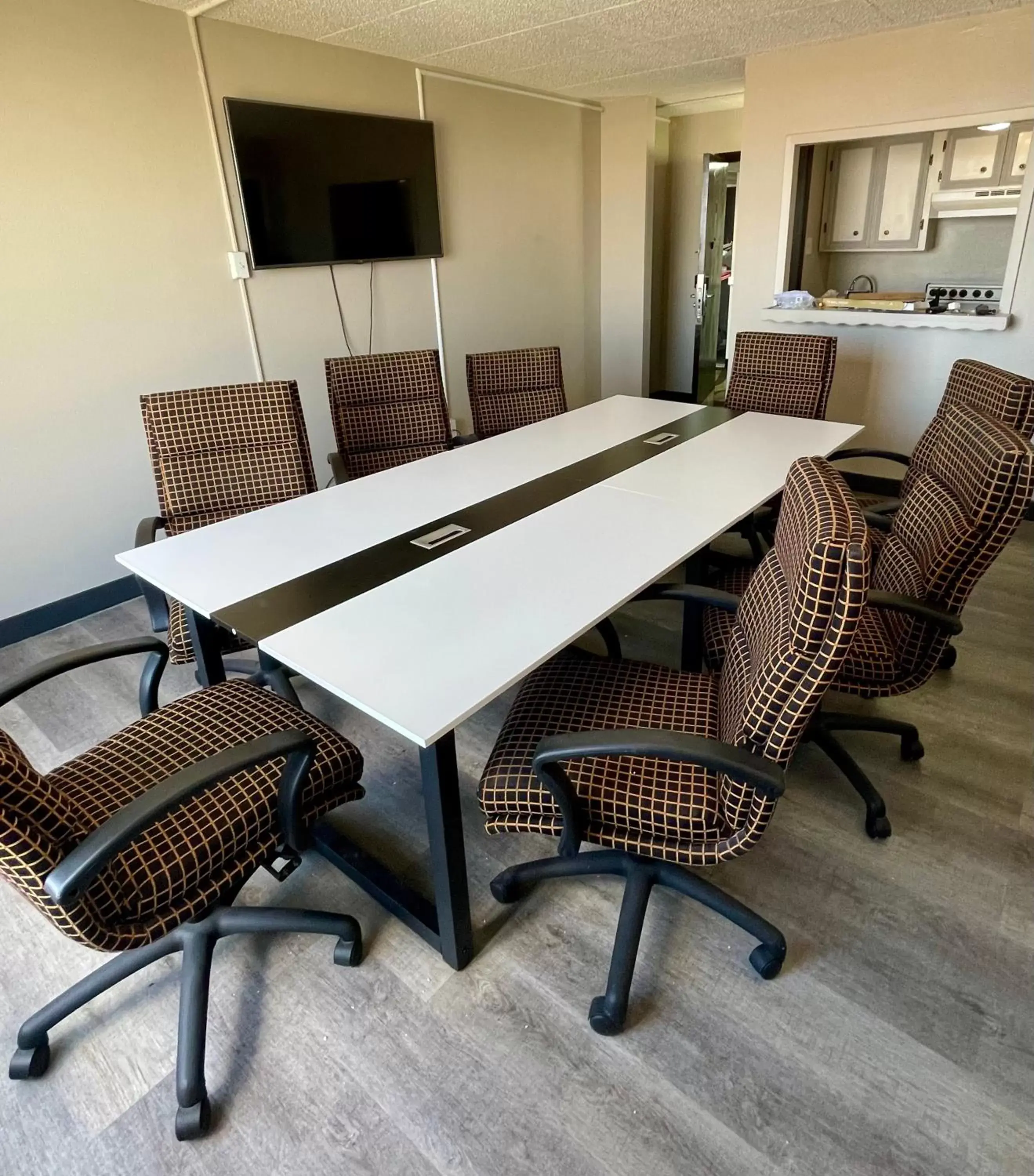 Meeting/conference room in Baymont by Wyndham Laredo