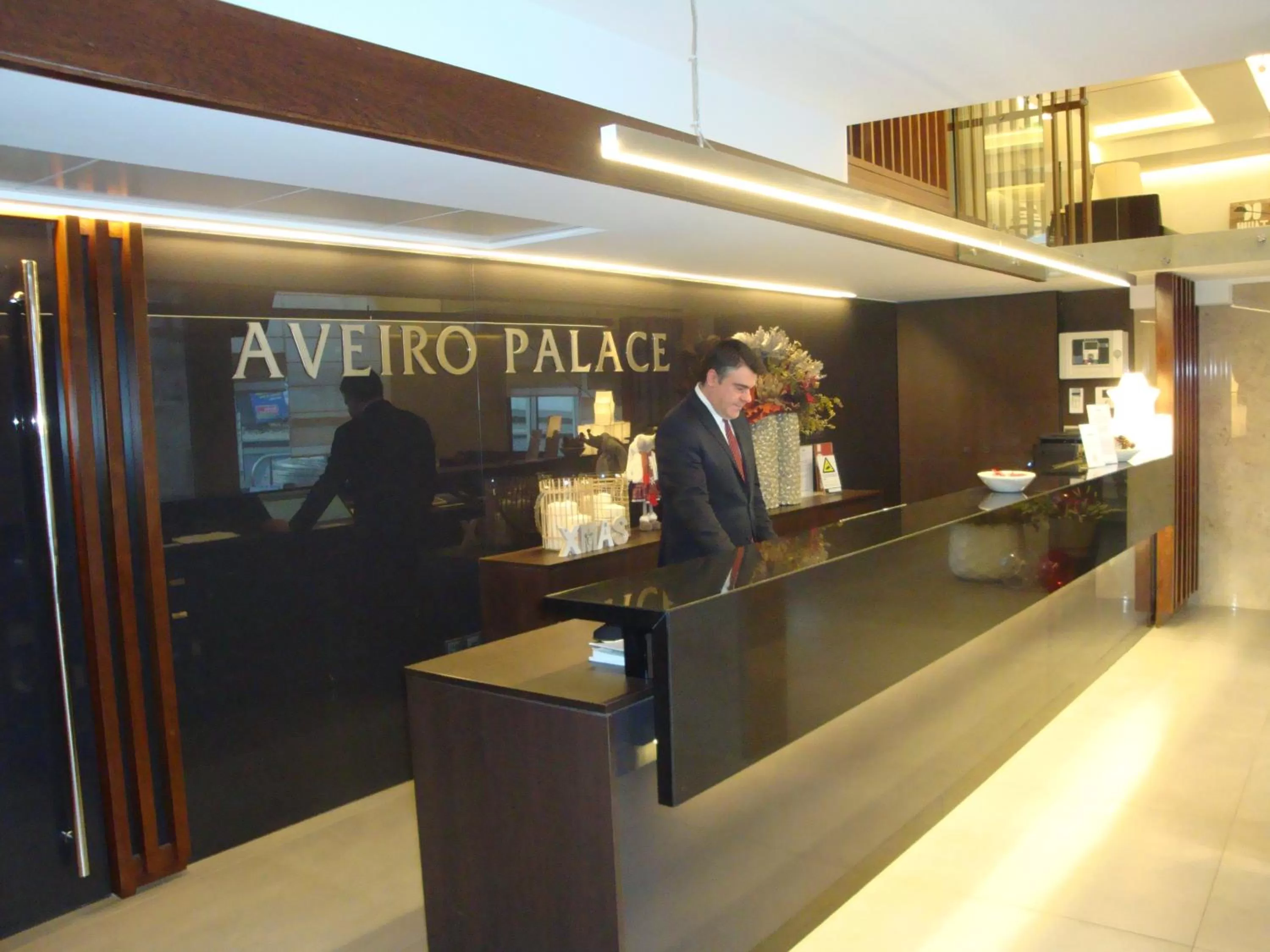Lobby or reception in TURIM Aveiro Palace Hotel