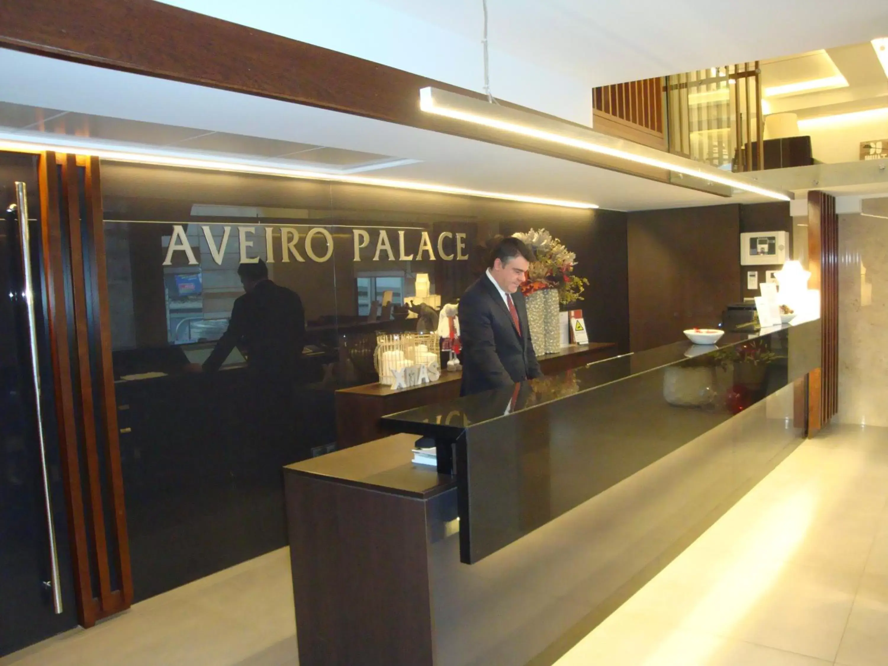 Lobby/Reception in Hotel Aveiro Palace