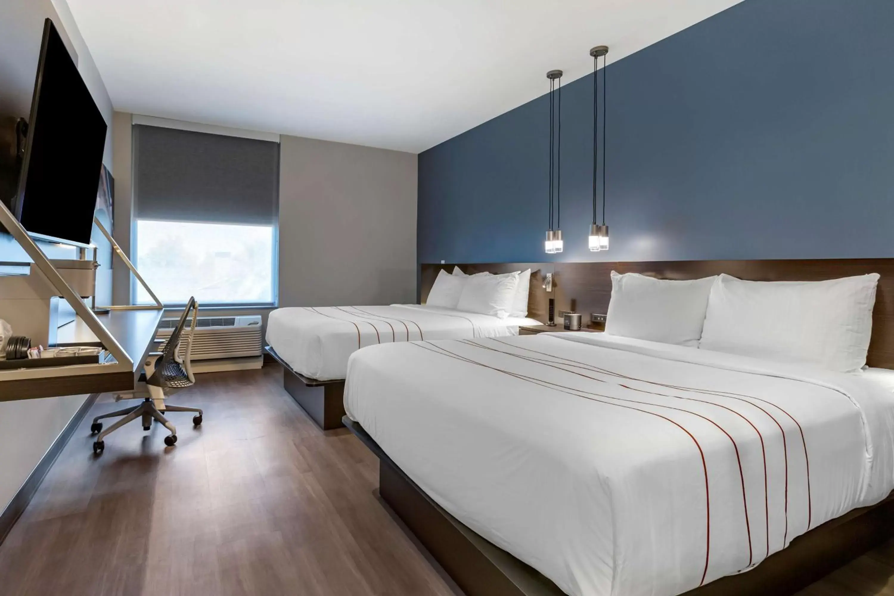 Queen Room with Two Queen Beds and Walk-in Shower - Disability Access in Vīb Hotel by Best Western Phoenix - Tempe Queen Room with Two Queen Beds and Walk-in Shower - Disability Access in Vīb Hotel by Best Western Phoenix - Tempe