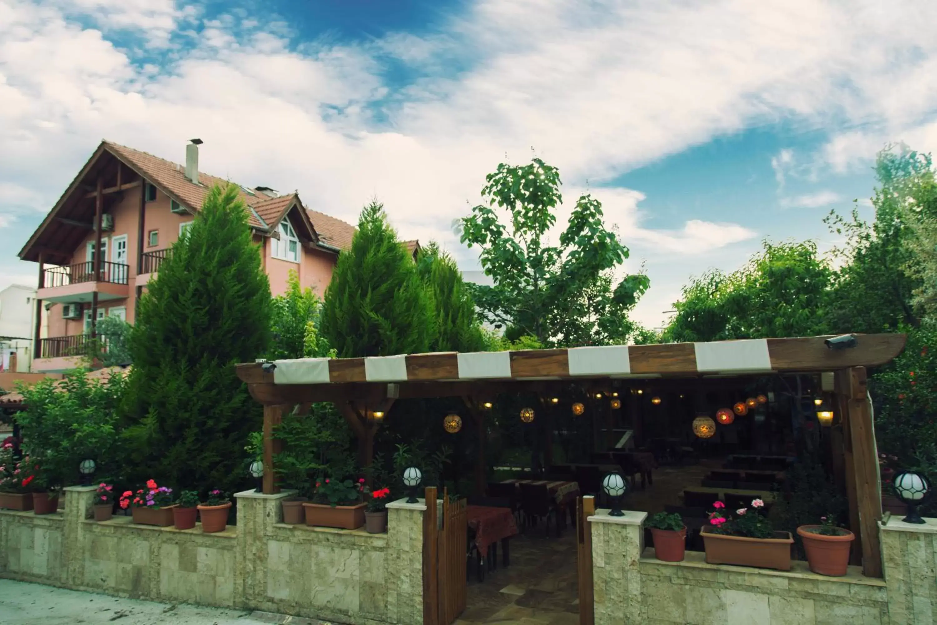 Facade/entrance in Venus Hotel Facade/entrance in Venus Hotel