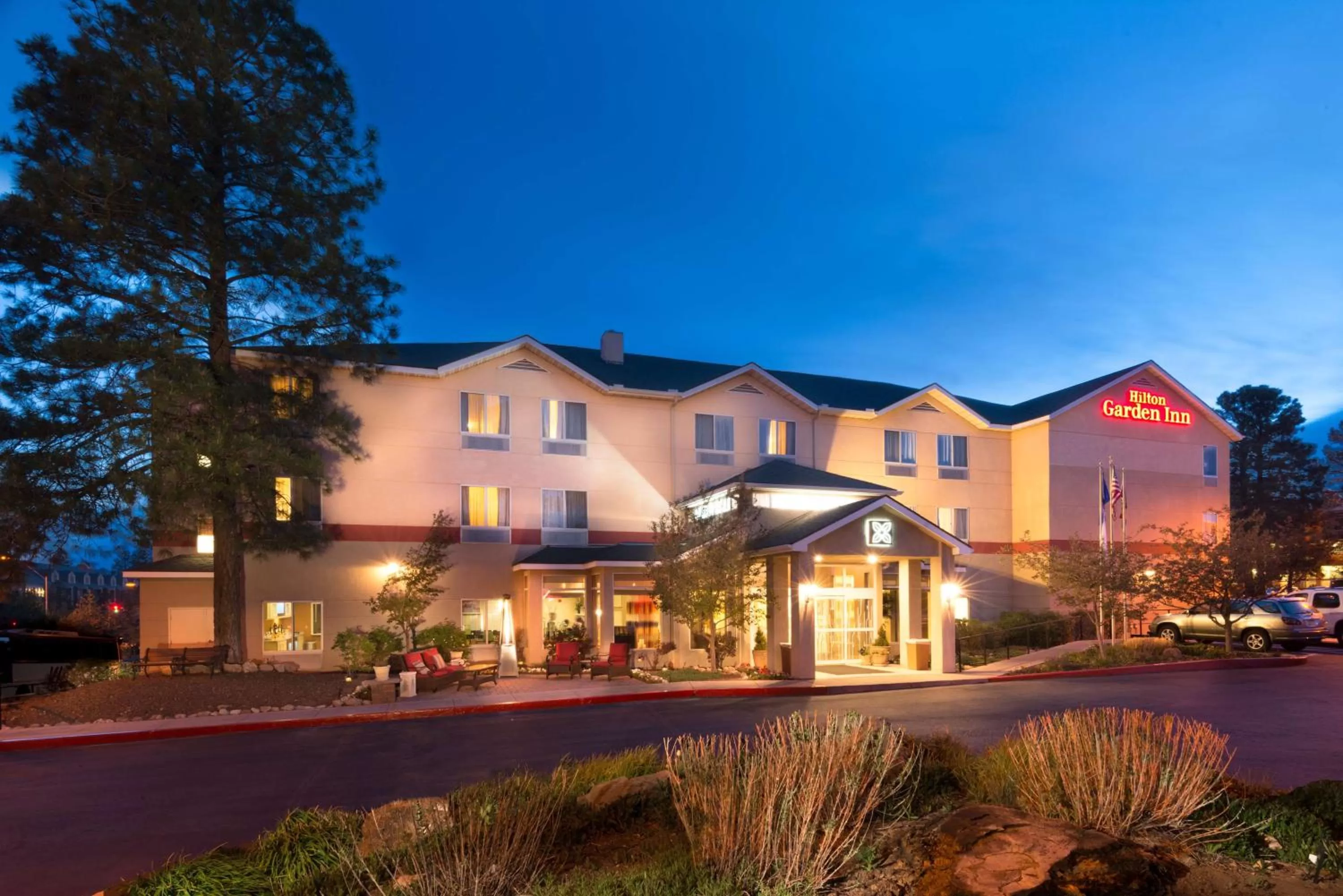Property building in Hilton Garden Inn Flagstaff