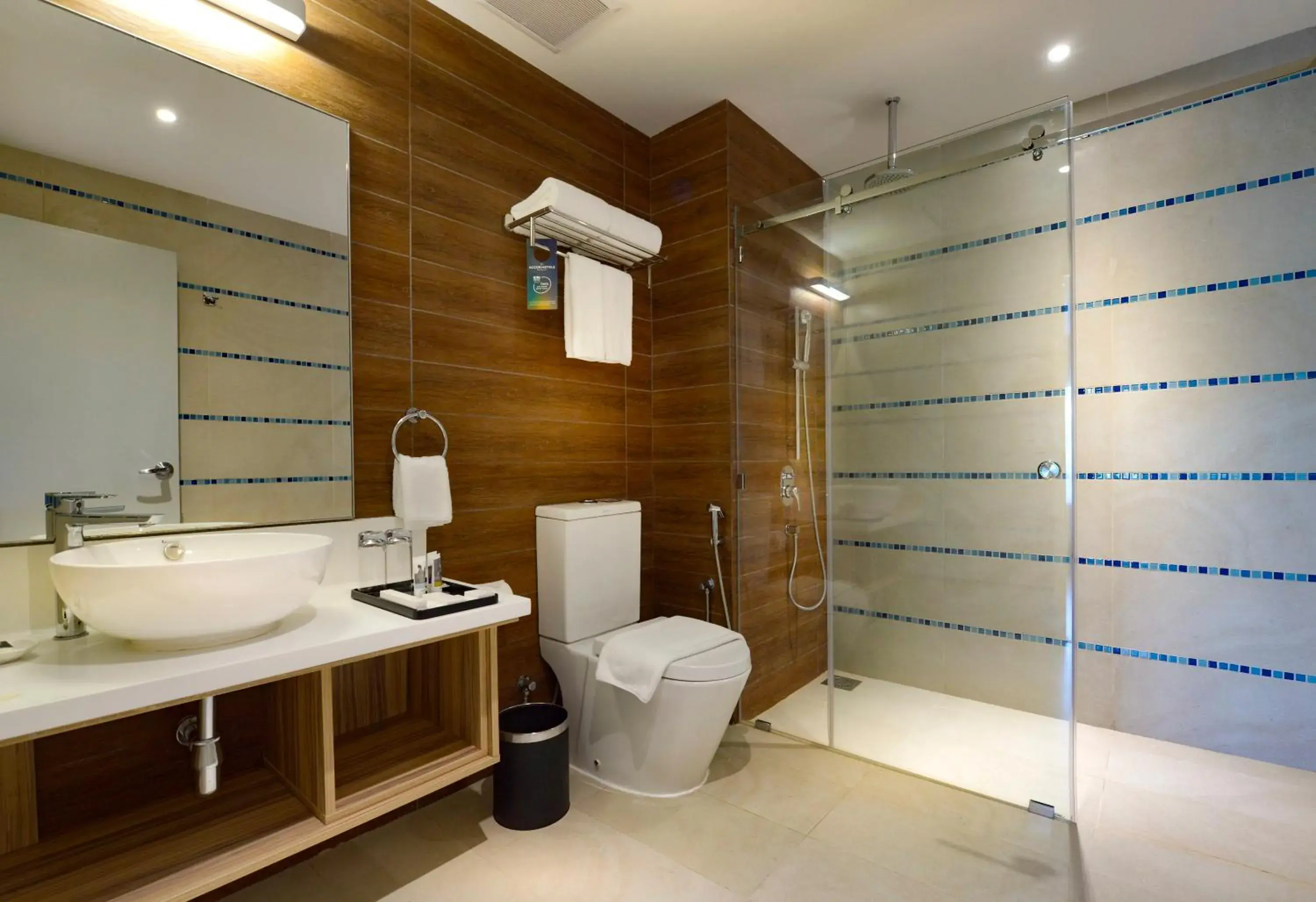 Bathroom in Mercure Kota Kinabalu City Centre