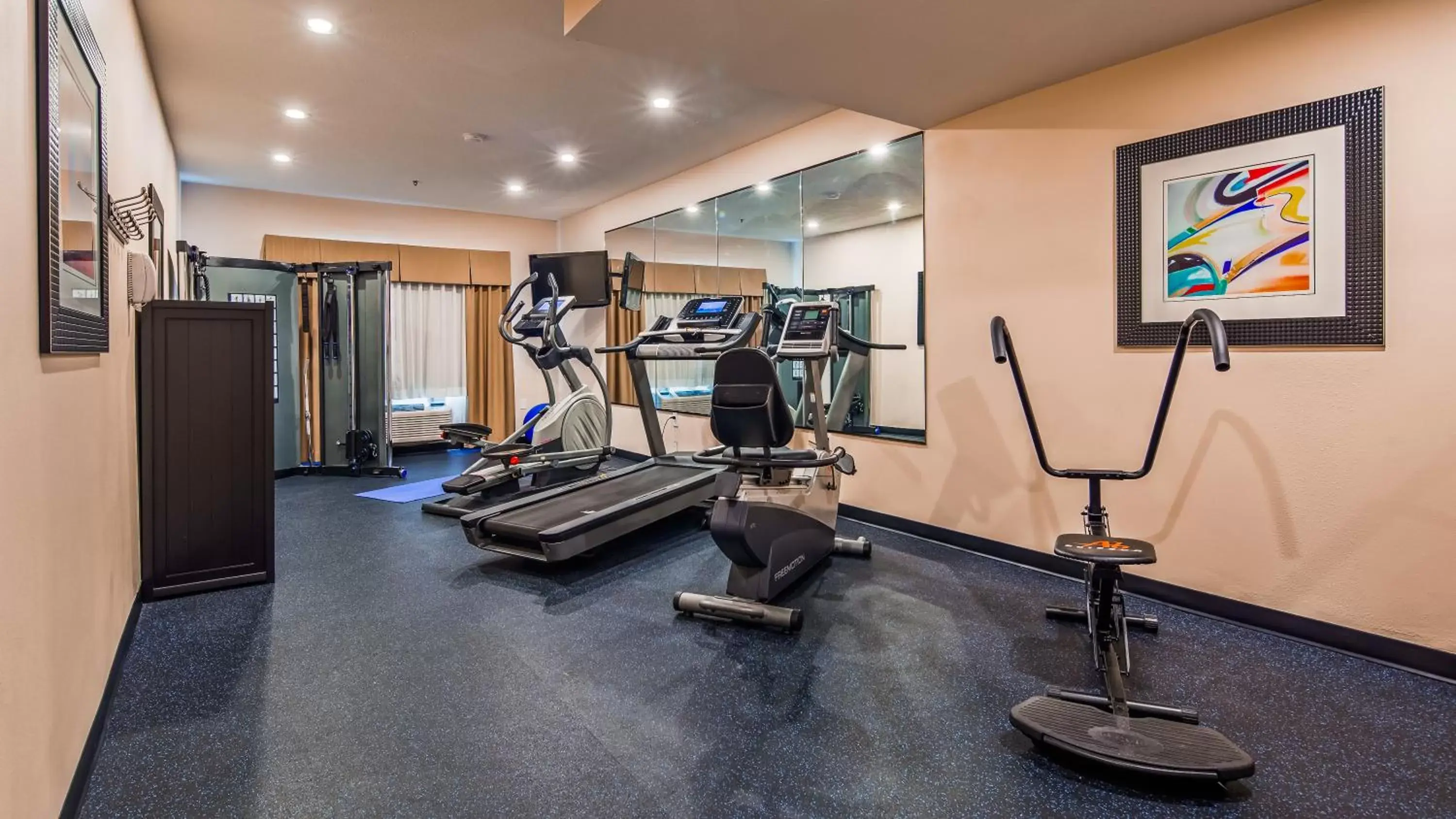 Fitness Center/Facilities in Best Western Plus - Wendover Inn