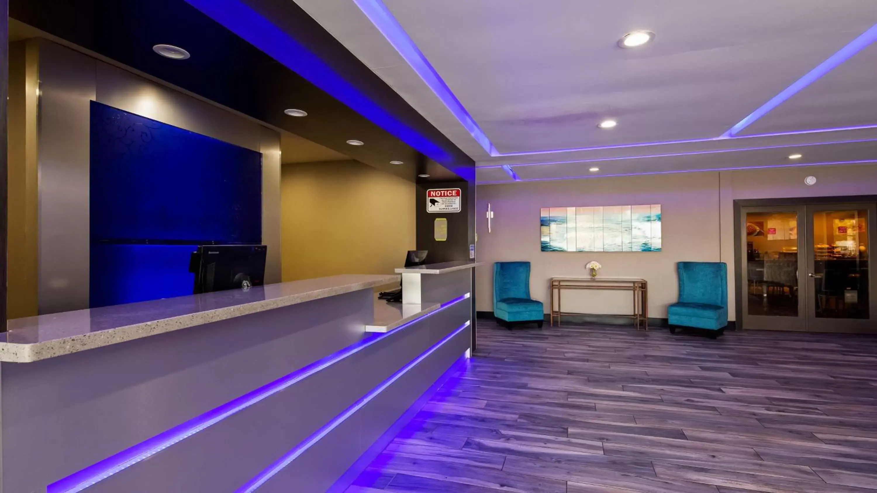 Lobby or reception, Lobby/Reception in SureStay Plus Hotel by Best Western Point Richmond
