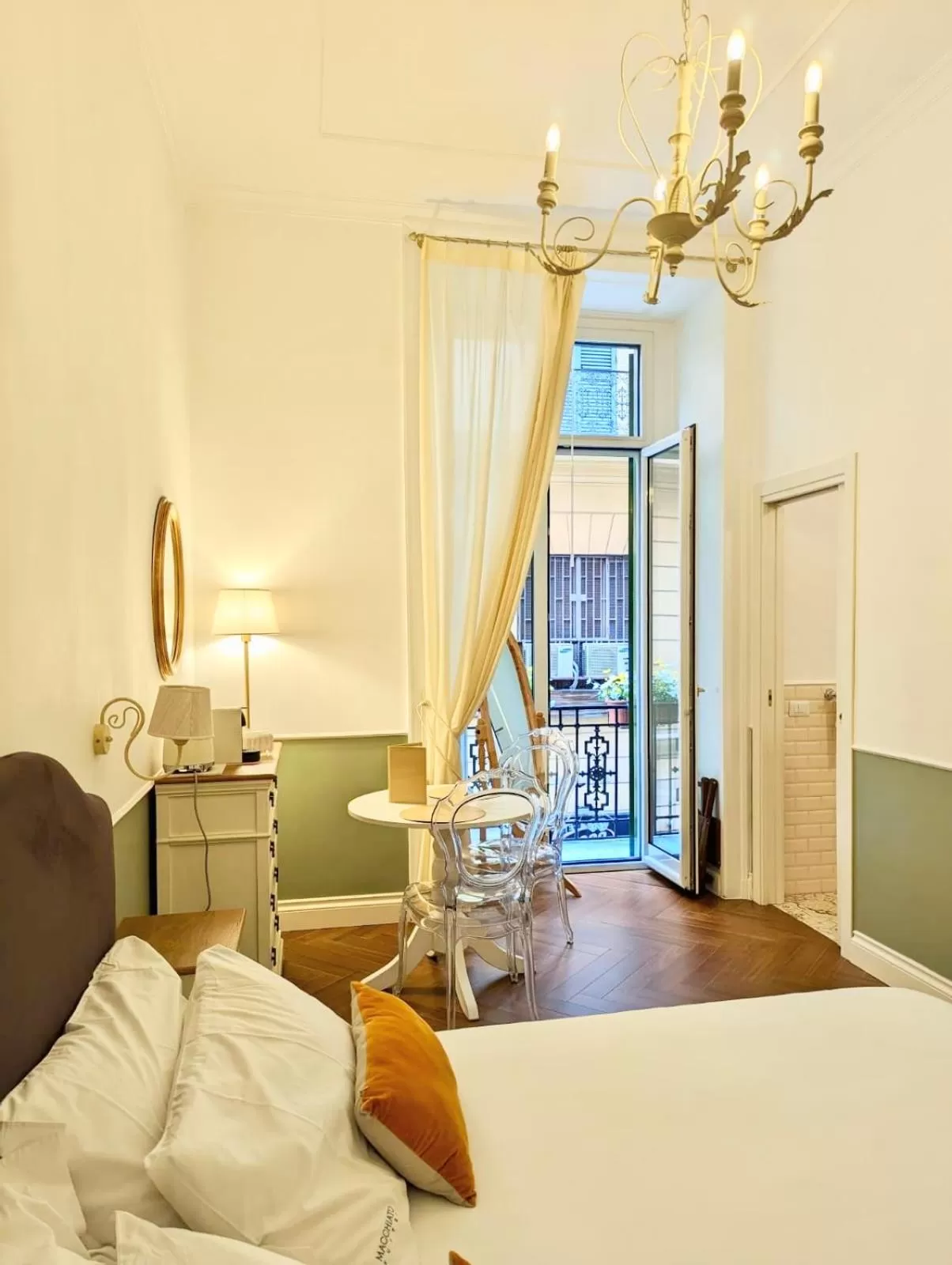 Bed in Macchiato Suites Boutique Guest House