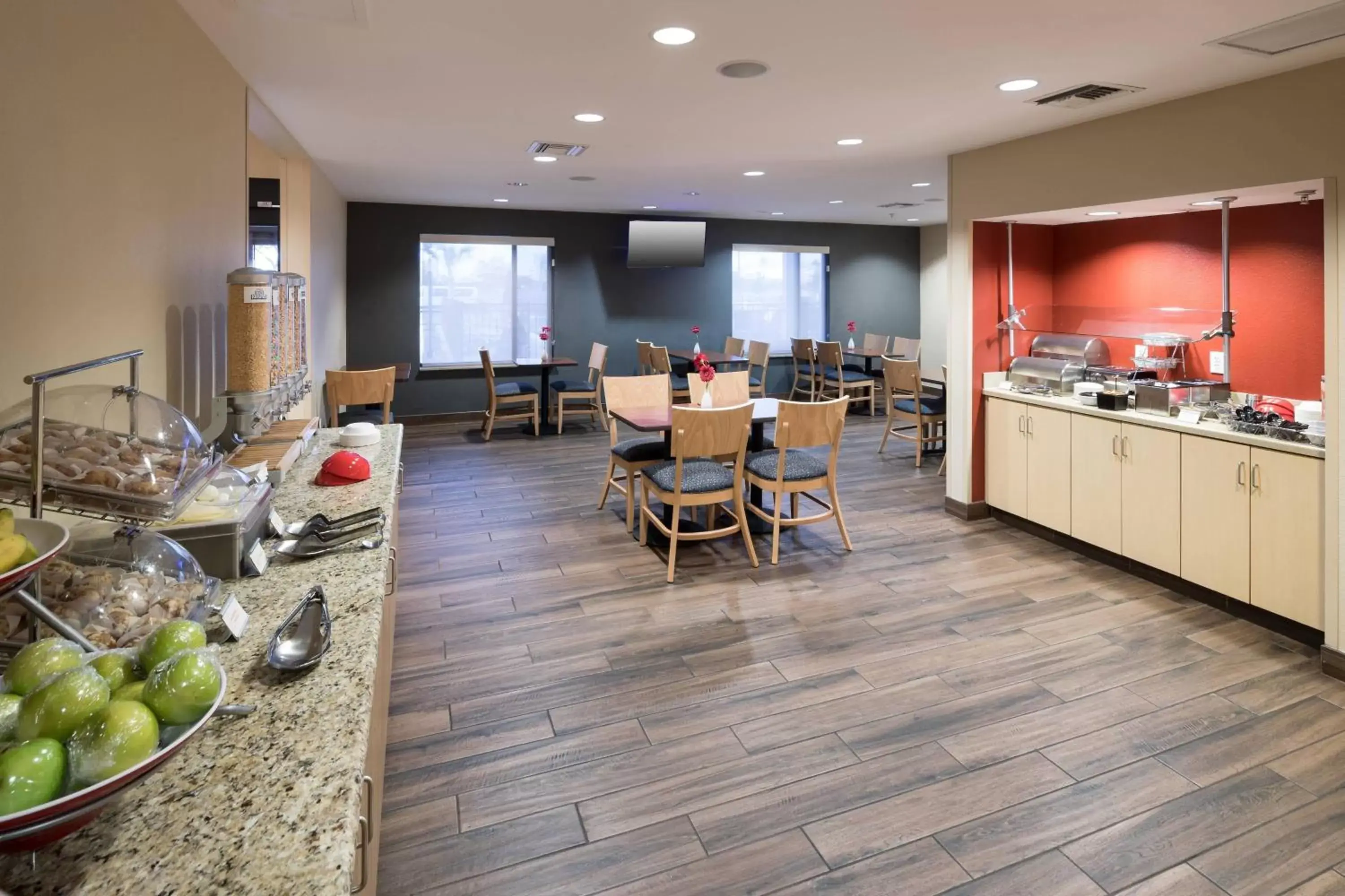 Breakfast, Restaurant/Places to Eat in TownePlace Suites by Marriott Panama City