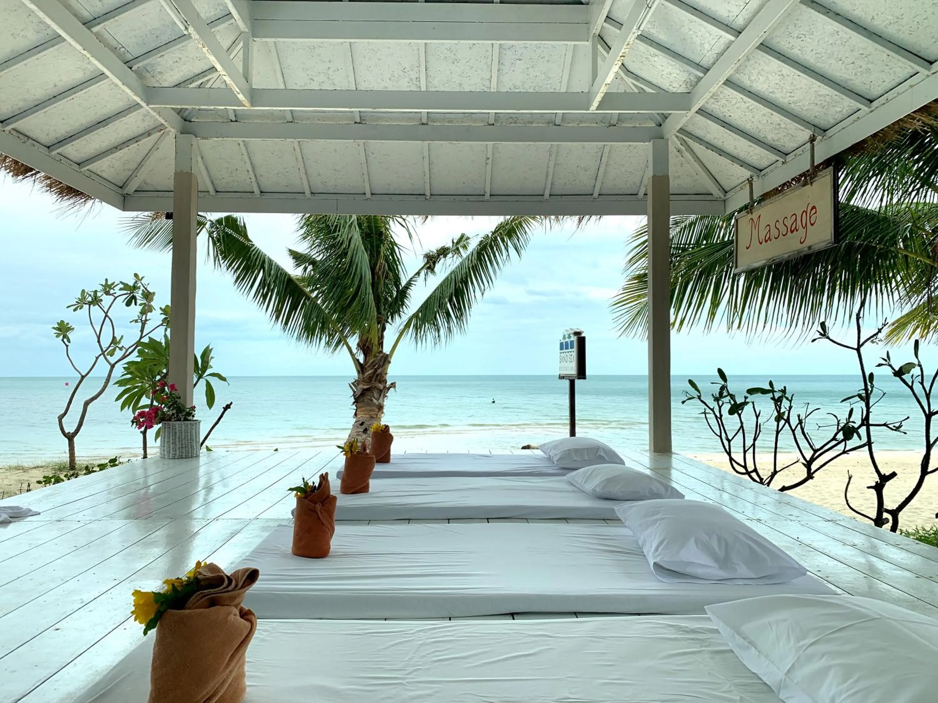 Massage in Sand Sea Beach Resort